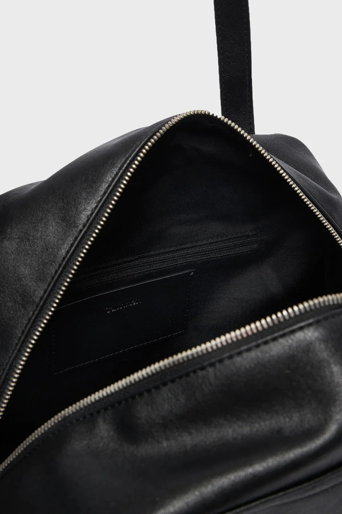 Calvin Klein Logolu Omuz Askılı LV04F3689GUB1 Kadın Çanta LV04F3689G UB1 Siyah - 5