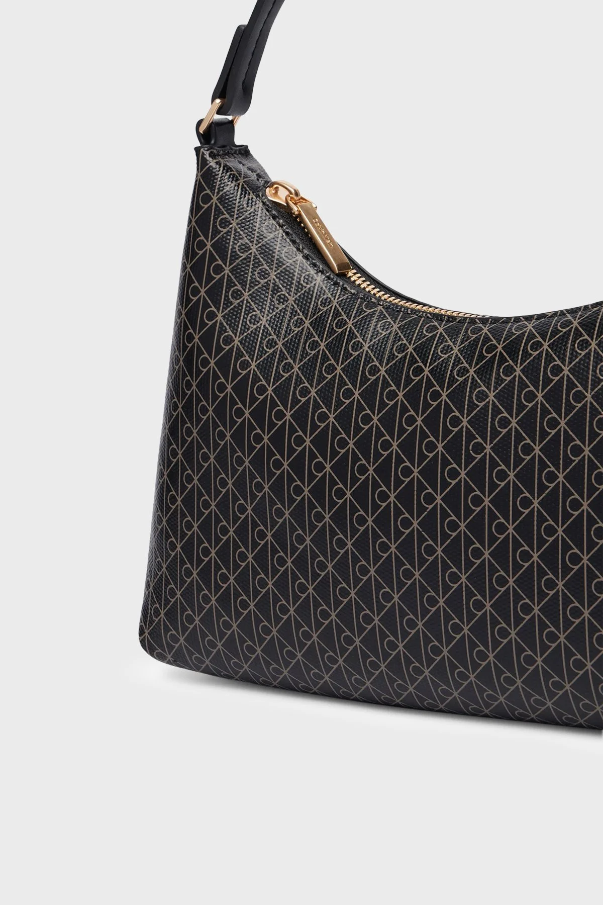 Calvin Klein Logolu Omuz Askılı LV04F3889G2XA Kadın Çanta LV04F3889G 2XA Siyah - 4