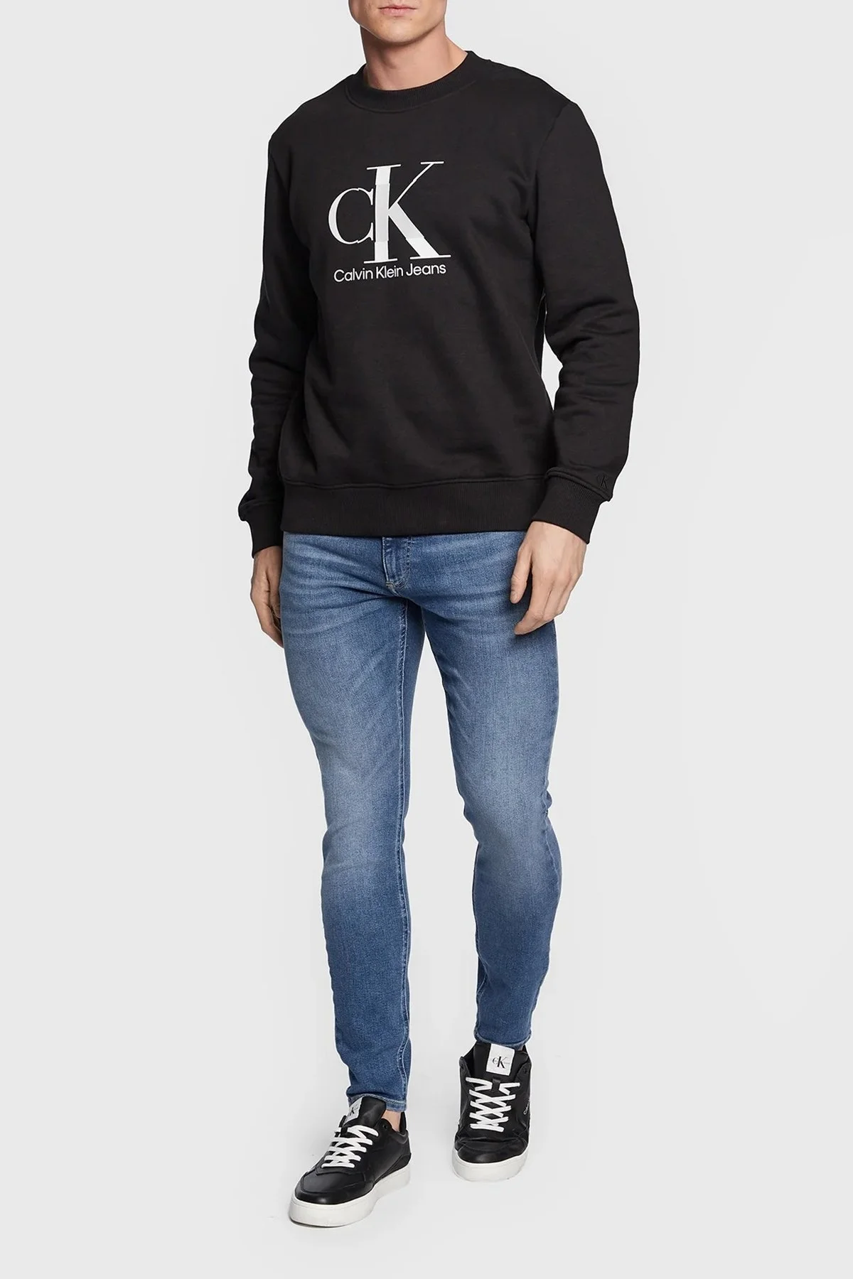 Calvin Klein Logolu Organik Pamuklu Bisiklet Yaka Regular Fit Erkek Sweat J30J323298 BEH SİYAH - 2