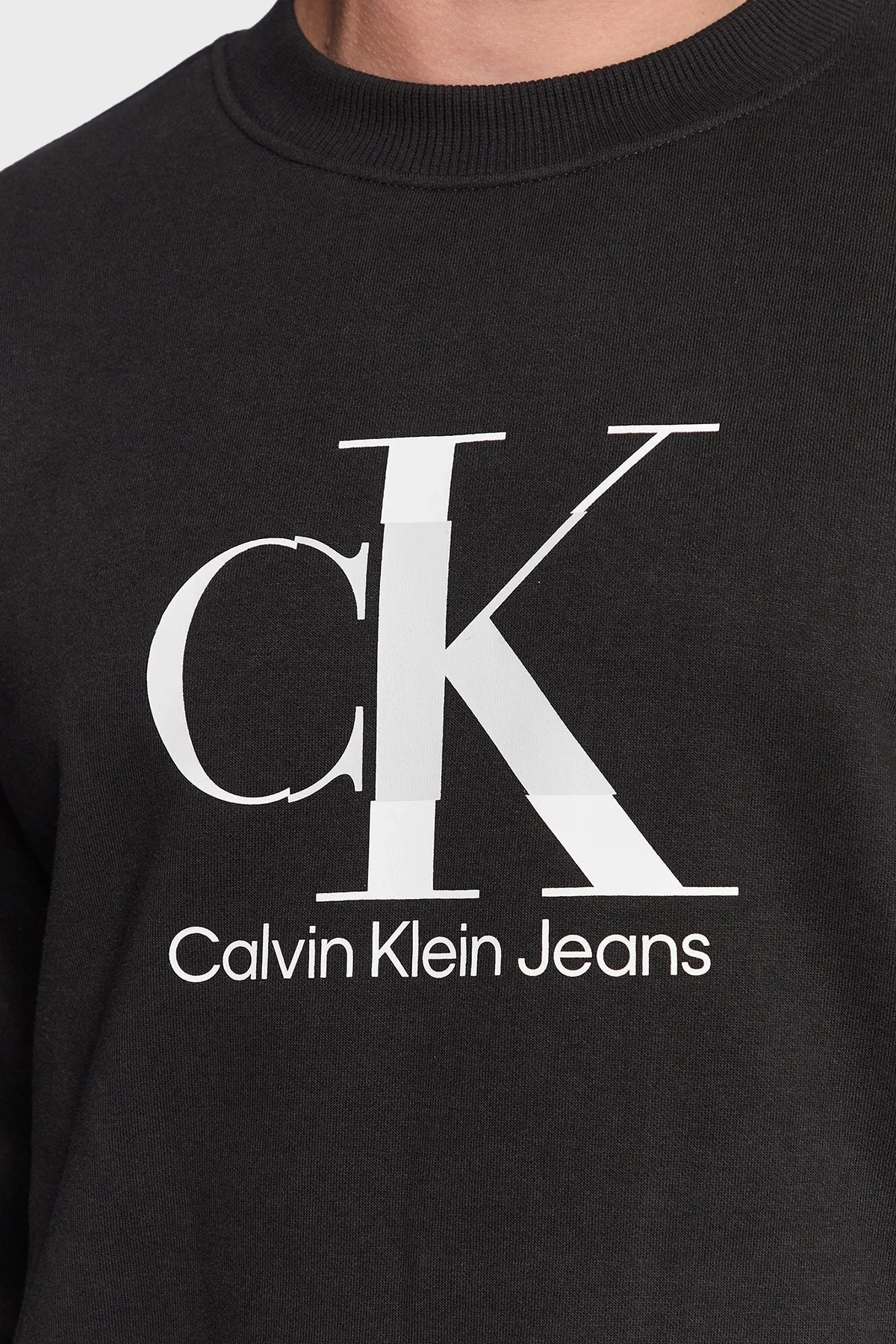 Calvin Klein Logolu Organik Pamuklu Bisiklet Yaka Regular Fit Erkek Sweat J30J323298 BEH SİYAH - 4