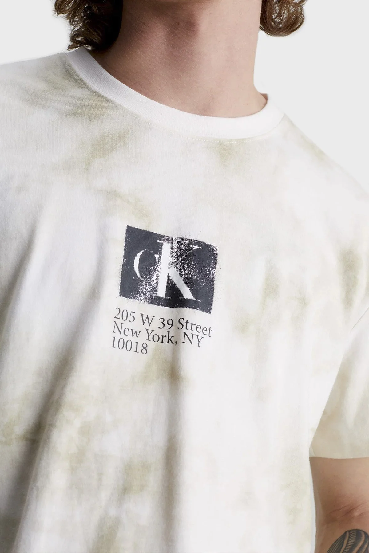 Calvin Klein Logolu Organik Pamuklu Bisiklet Yaka Regular Fit Erkek T Shirt J30J323301 0LA BEYAZ - 3