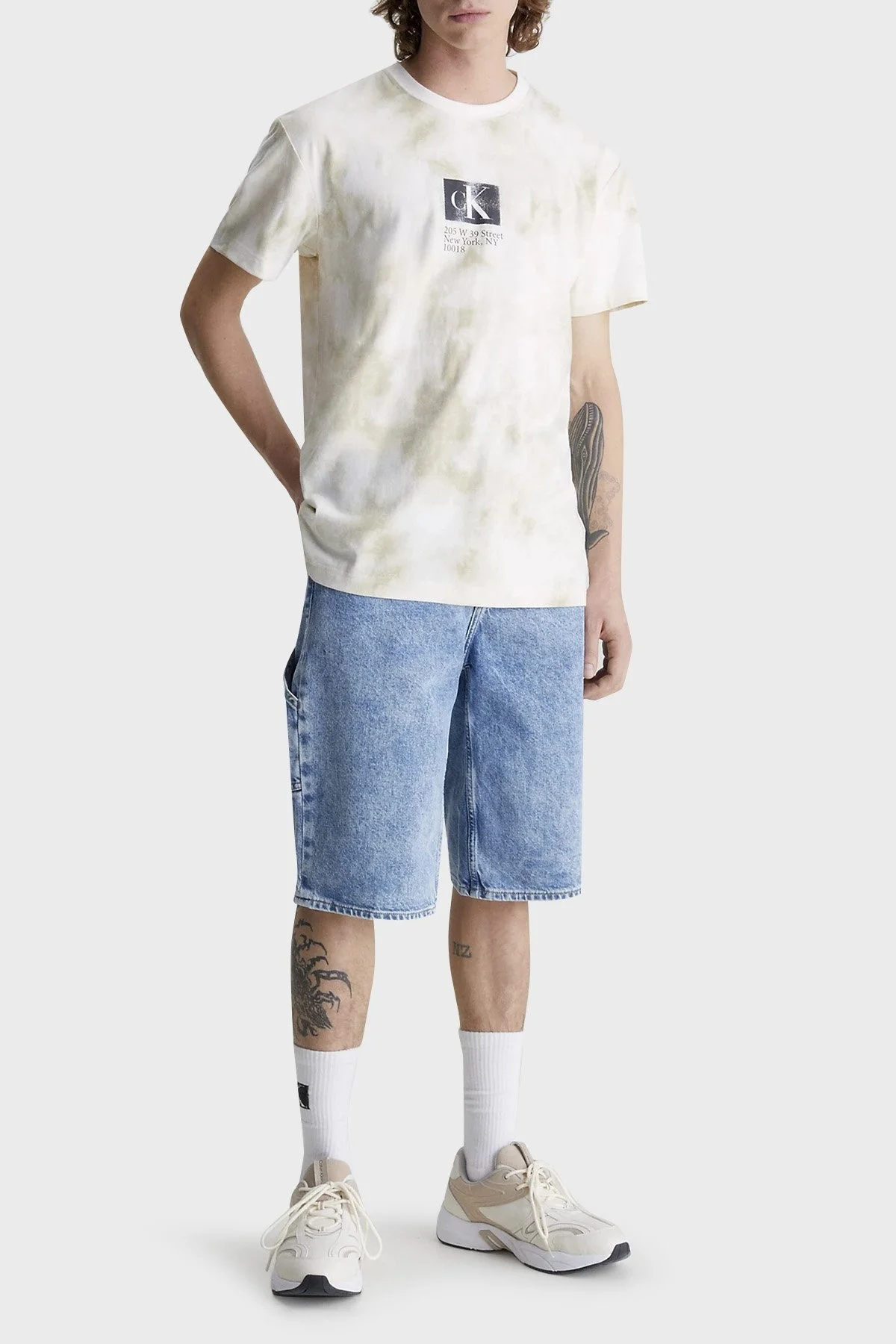 Calvin Klein Logolu Organik Pamuklu Bisiklet Yaka Regular Fit Erkek T Shirt J30J323301 0LA BEYAZ - 4