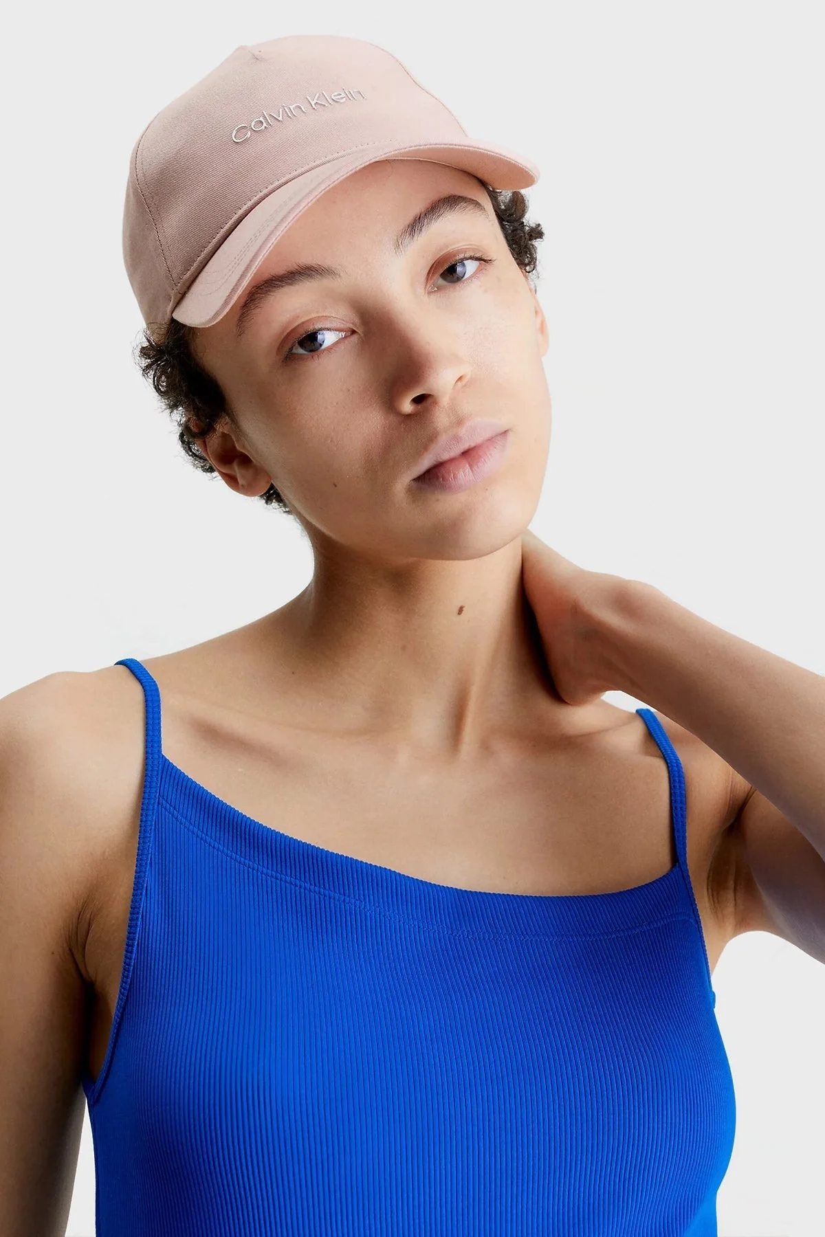 Calvin Klein Logolu Organik Pamuklu K60K610525TQP Bayan Şapka K60K610525 TQP PUDRA - 2