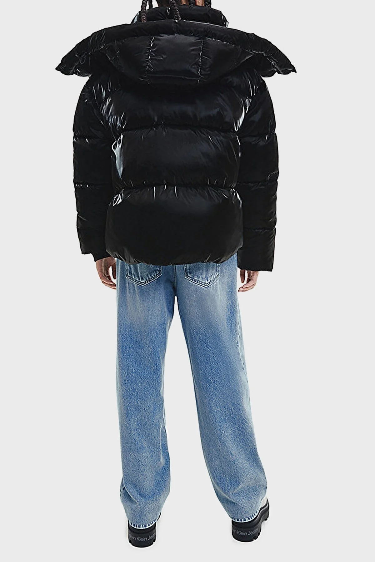 Calvin Klein Logolu Oversize Parlak Görünümlü Çıkarılabilir Kapüşonlu Bayan Mont J20J219838 BEH SİYAH - 4