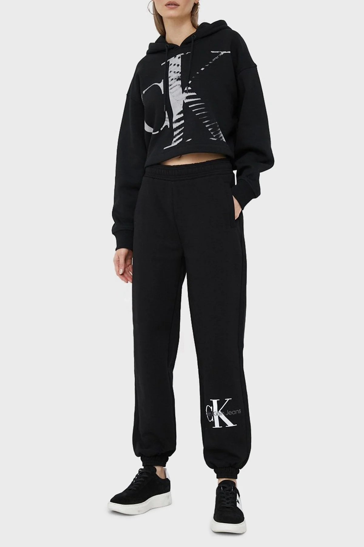 Calvin Klein Logolu Pamuk Karışımlı Relaxed Fit Jogger Bayan Pantolon J20J220265 BEH SİYAH - 1
