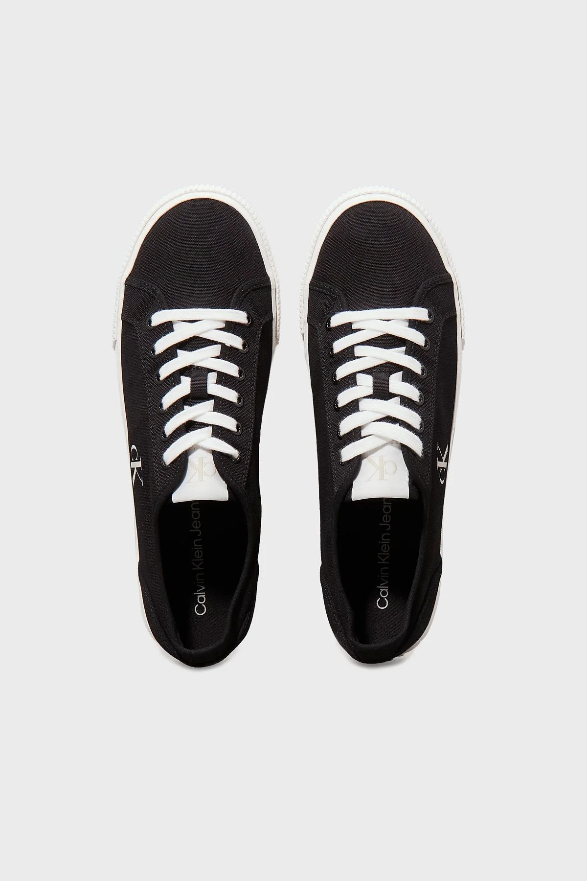 Calvin Klein Logolu Pamuk Karışımlı Sneaker YM0YM012090GM Erkek Ayakkabı YM0YM01209 0GM SİYAH-BEYAZ - 10