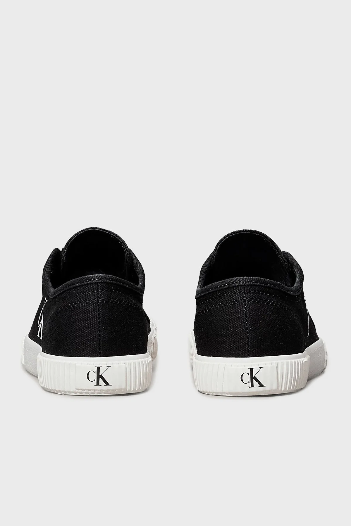 Calvin Klein Logolu Pamuk Karışımlı Sneaker YW0YW017620GM Bayan Ayakkabı YW0YW01762 0GM SİYAH-BEYAZ - 12