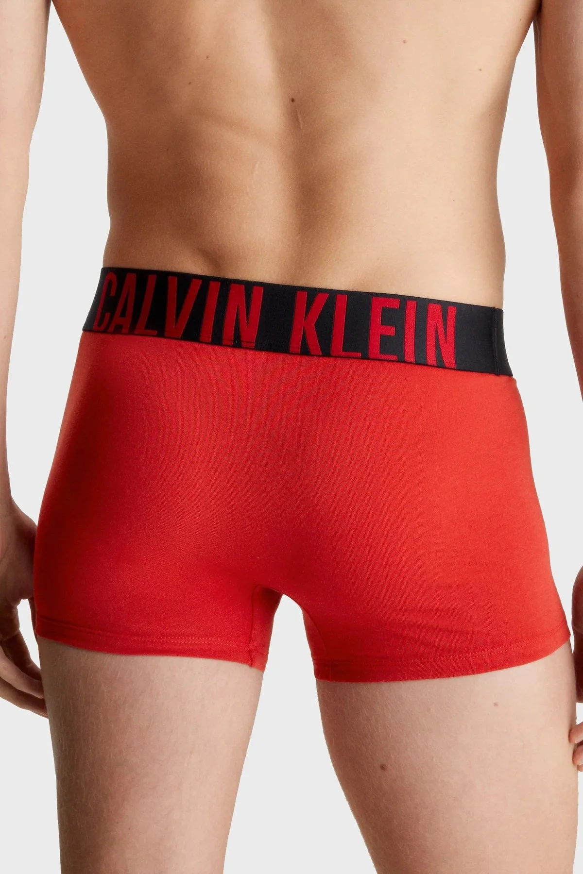 Calvin Klein Logolu Pamuklu 3 Pack 000NB3608ALXO Erkek Boxer 000NB3608A LXO Siyah-Kırmızı-Gri - 3