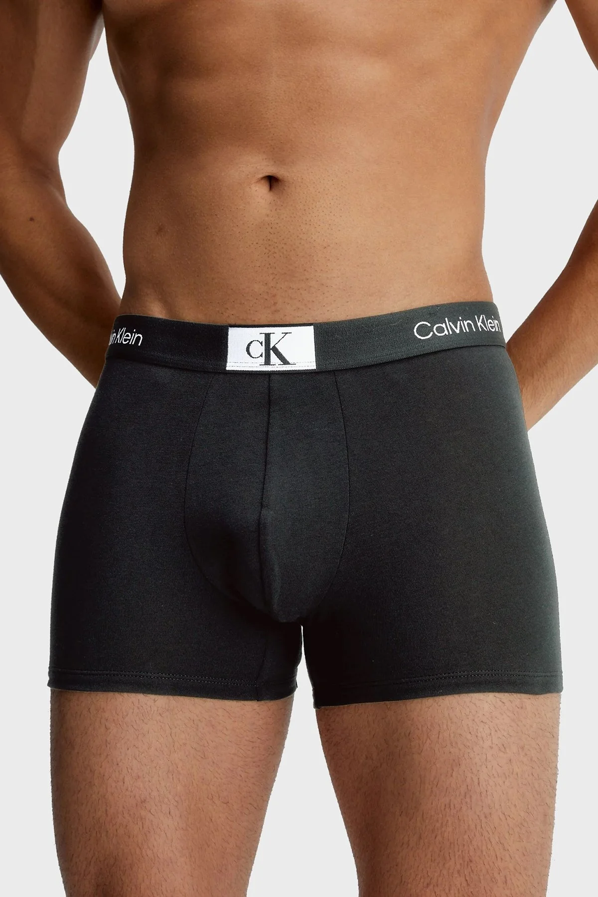 Calvin Klein Logolu Pamuklu 3 Pack Erkek Boxer 000NB3528A UB1 SİYAH - 2
