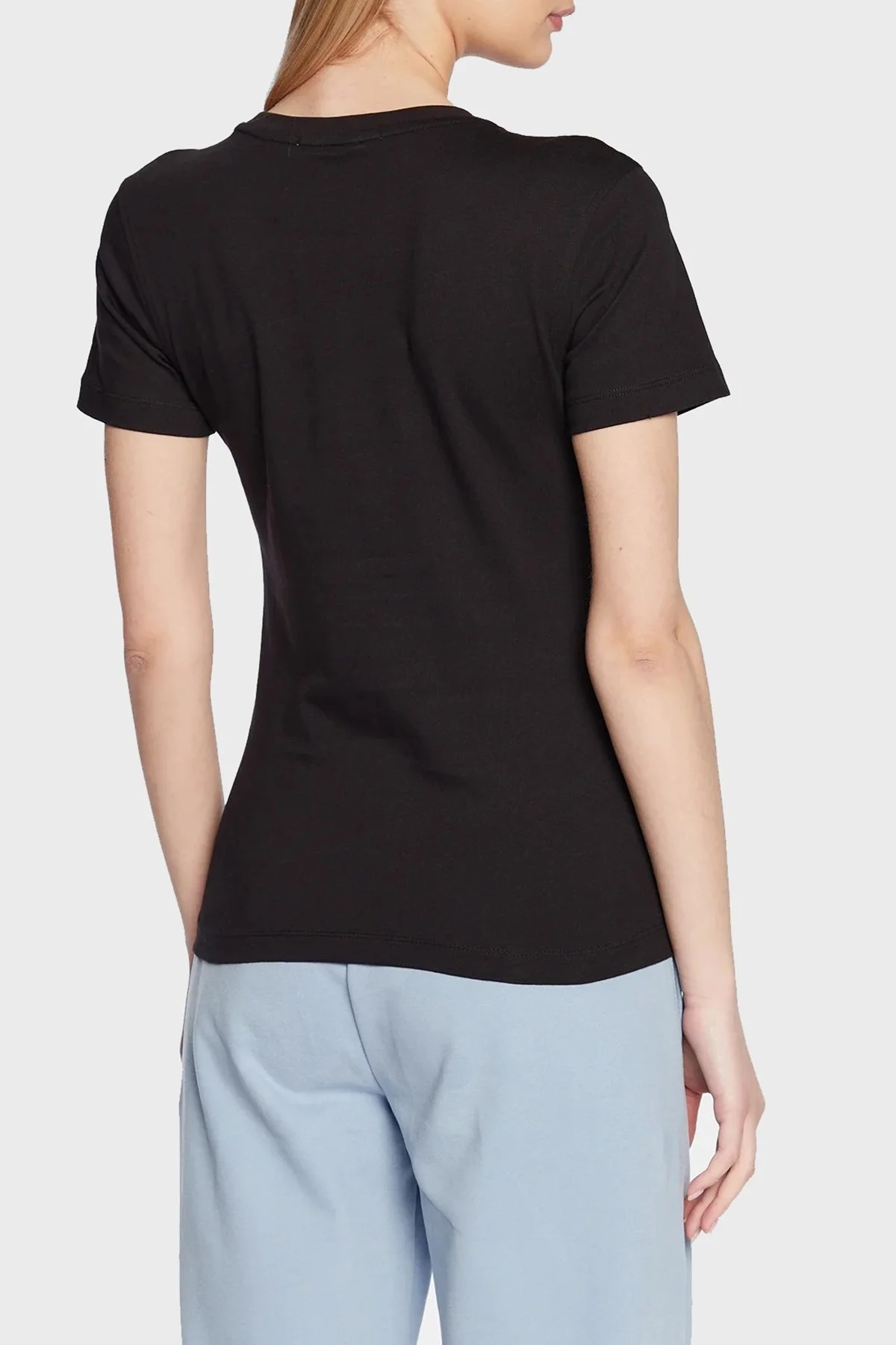 Calvin Klein Logolu Pamuklu Bisiklet Yaka Regular Fit J20J220720BEH Bayan T Shirt J20J220720 BEH SİYAH - 3