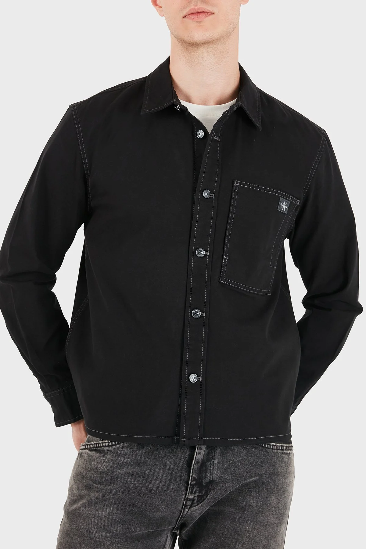 Calvin Klein Logolu Pamuklu Göğüs Cepli LV04RG407GUB1 Erkek Gömlek LV04RG407G UB1 Siyah - 1