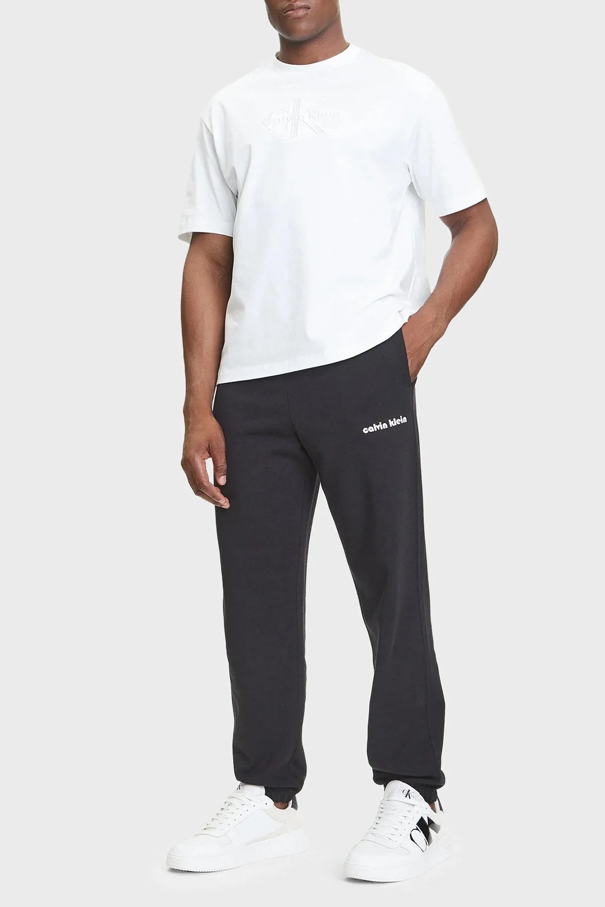 Calvin Klein Logolu Pamuklu Normal Bel Lastikli Paça Jogger LV04RC294GUB1 Erkek Pantolon LV04RC294G UB1 SİYAH - 2