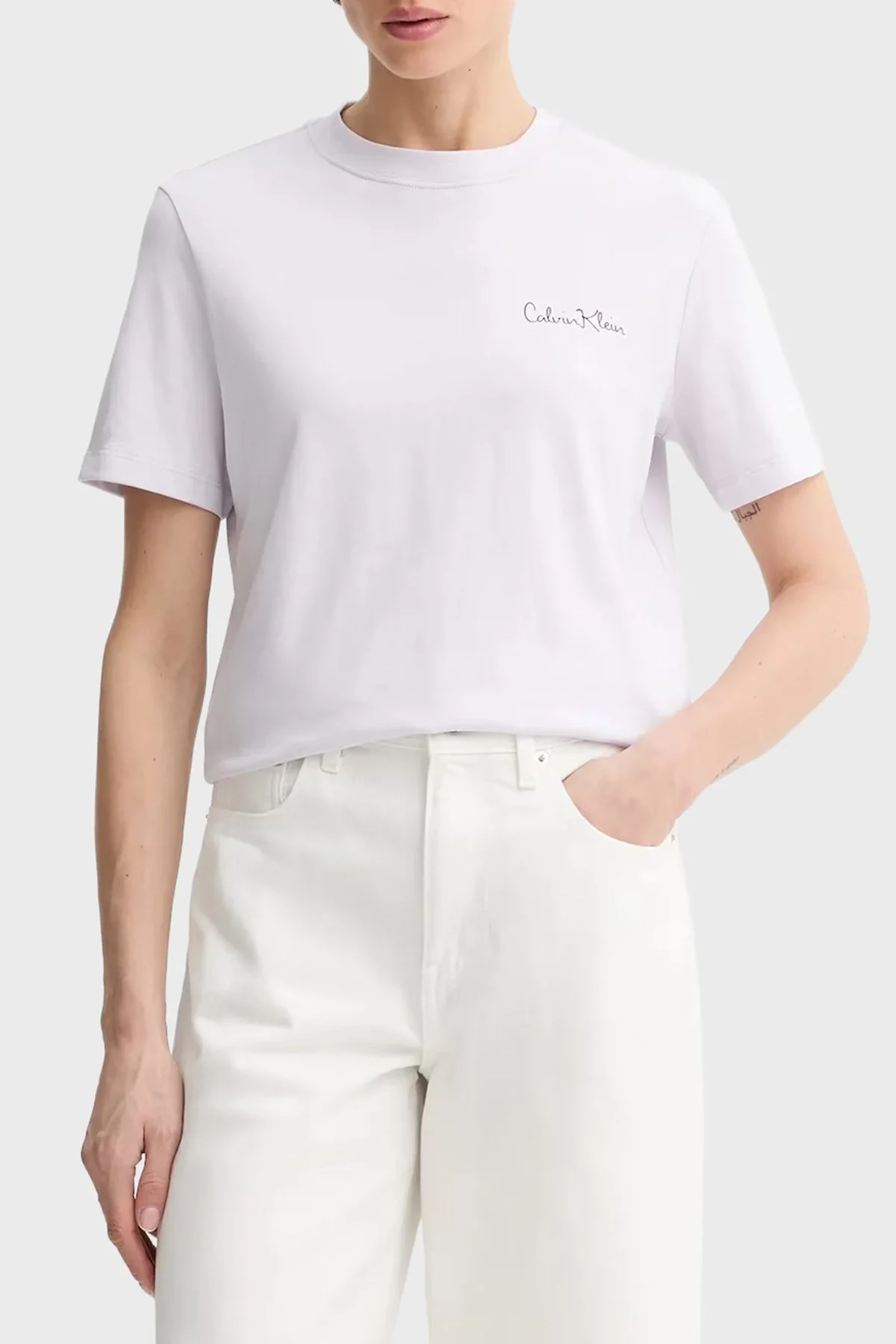 Calvin Klein Logolu Pamuklu Regular Fit Bisiklet Yaka LV047E809G2IK Bayan T Shirt LV047E809G 2IK LİLA - 1