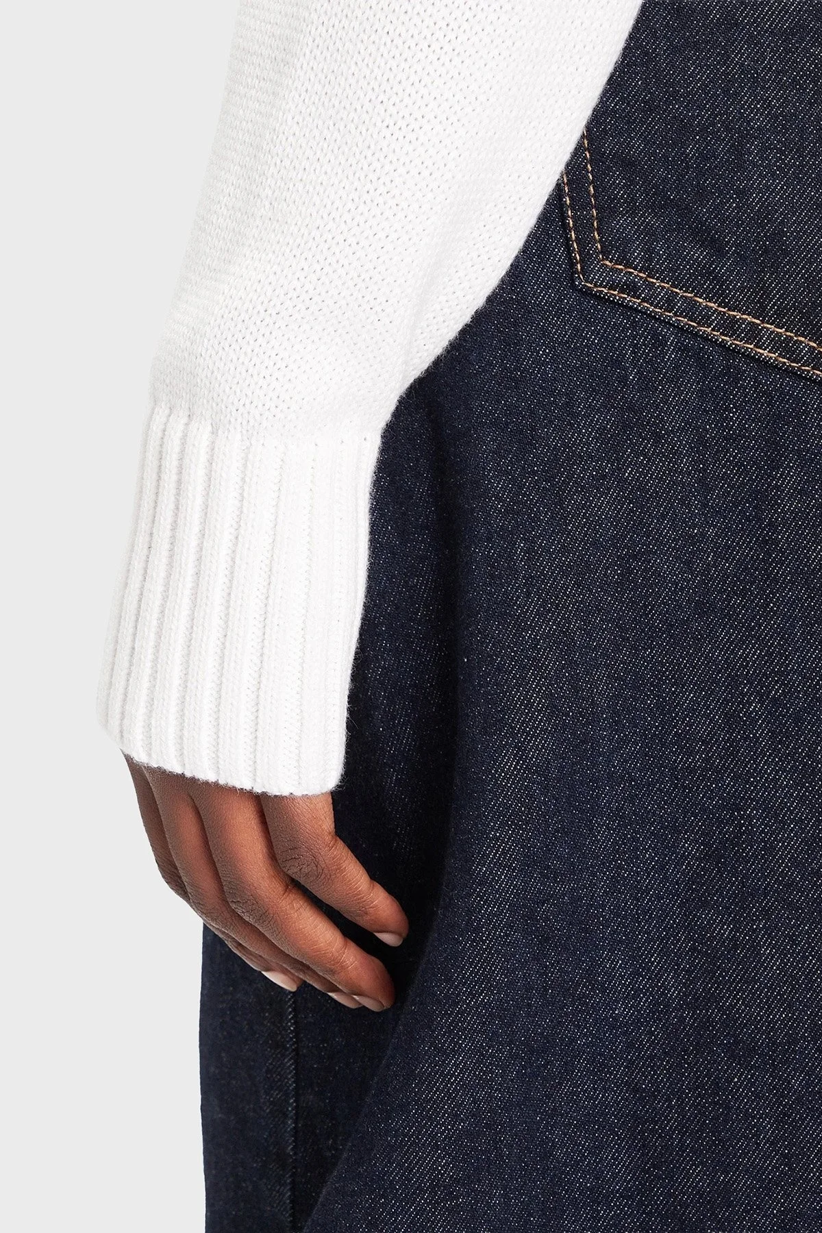 Calvin Klein Logolu Pamuklu Relaxed Fit Balıkçı Yaka LV047D354GYAA Bayan Kazak LV047D354G YAA BEYAZ - 5