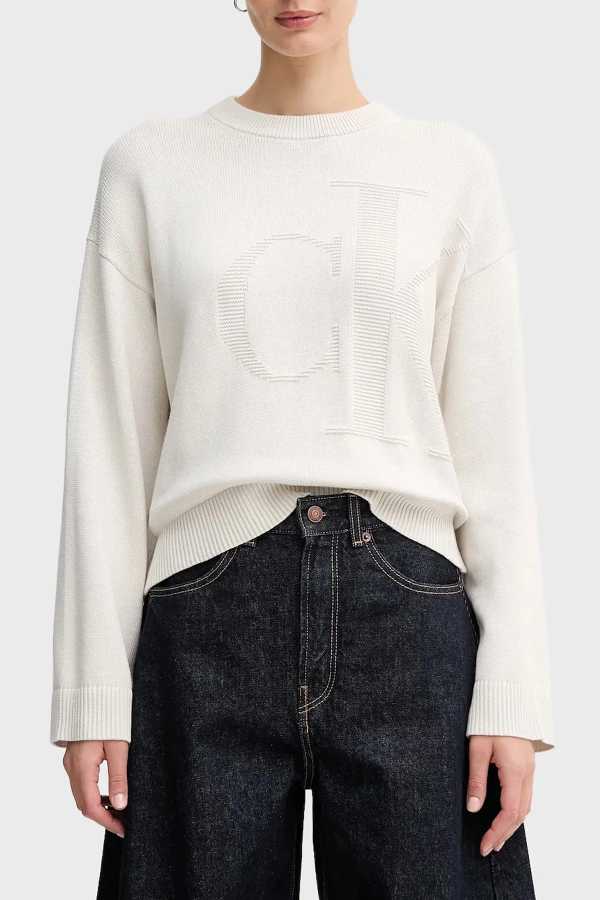 Calvin Klein Logolu Pamuklu Relaxed Fit Bisiklet Yaka Örme LV047D304G67U Kadın Kazak LV047D304G 67U BEYAZ - 1