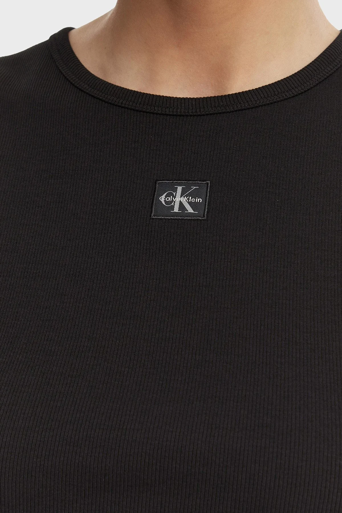 Calvin Klein Logolu Pamuklu Sırt Dekolteli LV047F246GUB1 Kadın Top LV047F246G UB1 SİYAH - 4