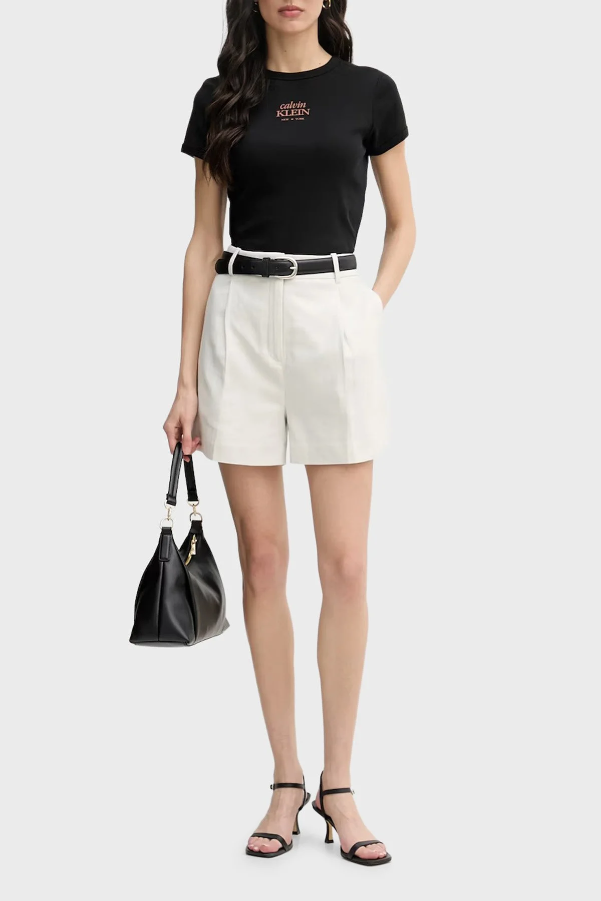 Calvin Klein Logolu Pamuklu Slim Fit Yuvarlak Yaka LV047F240GUB1 Kadın T Shirt LV047F240G UB1 SİYAH - 2