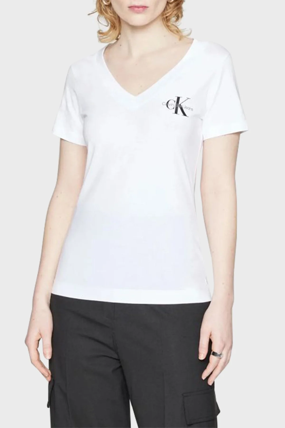 Calvin Klein Logolu Pamuklu V Yaka Relaxed Fit 2 Pack J20J223447BEH Bayan T Shirt J20J223447 BEH SİYAH-BEYAZ - 2