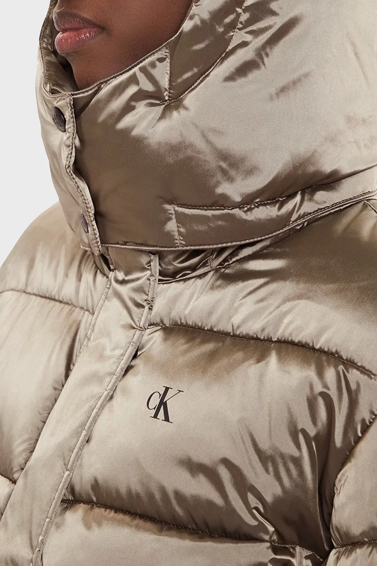 Calvin Klein Logolu Parlak Saten Şişme J20J224616PAV Bayan Mont J20J224616 PAV BRONZ - 5