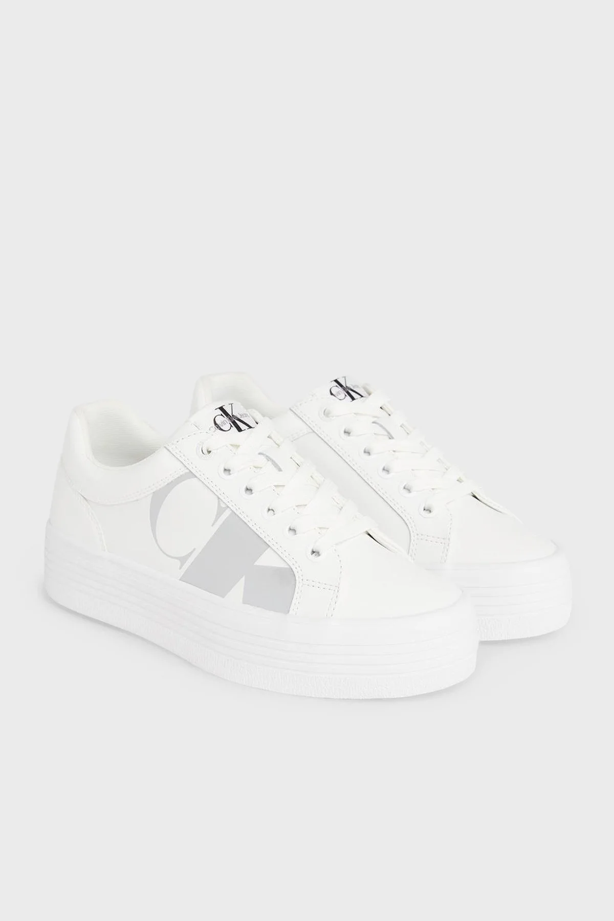 Calvin Klein Logolu Platform Sneaker YW0YW0141401V Bayan Ayakkabı YW0YW01414 01V BEYAZ-GÜMÜŞ - 3