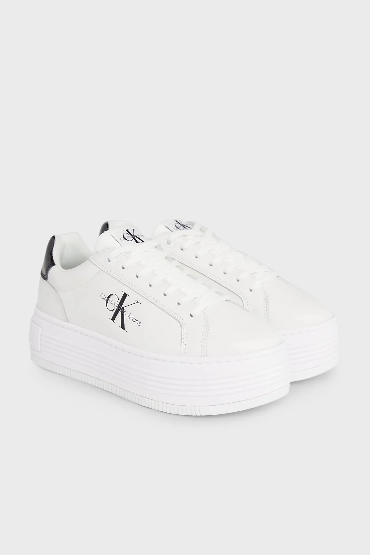 Calvin Klein Logolu Platform Topuk Deri Sneaker YW0YW0143101W Bayan Ayakkabı YW0YW01431 01W BEYAZ-SİYAH - 3