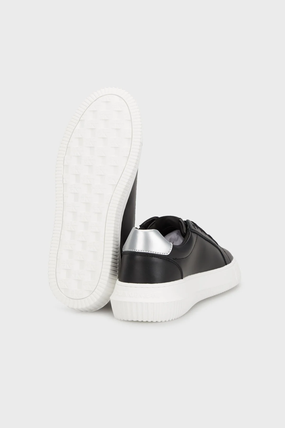 Calvin Klein Logolu Rahat Kalın Tabanlı YW0YW016870GQ Bayan Ayakkabı YW0YW01687 0GQ SİYAH-GÜMÜŞ - 4