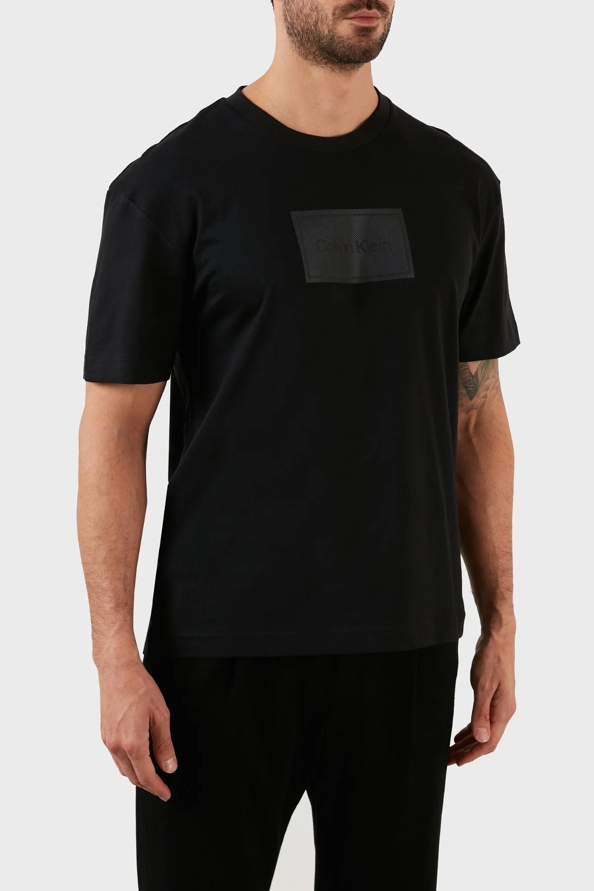 Calvin Klein % 100 Organik Pamuklu Logolu Regular Fit Bisiklet Yaka Erkek T Shirt K10K110115 BEH SİYAH - 3