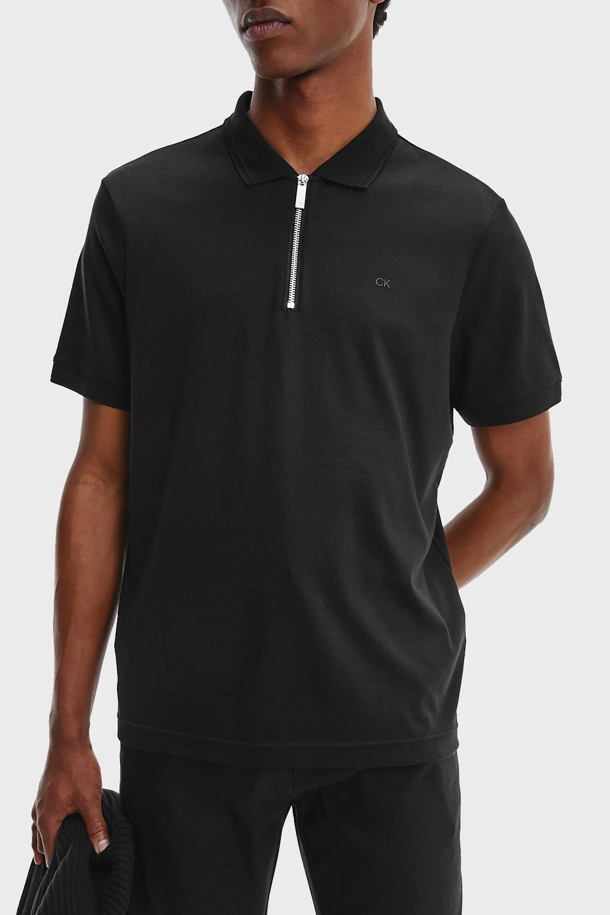 Calvin Klein Logolu Regular Fit Femuarlı Pamuklu T Shirt Erkek Polo K10K108735 BEH SİYAH - 1