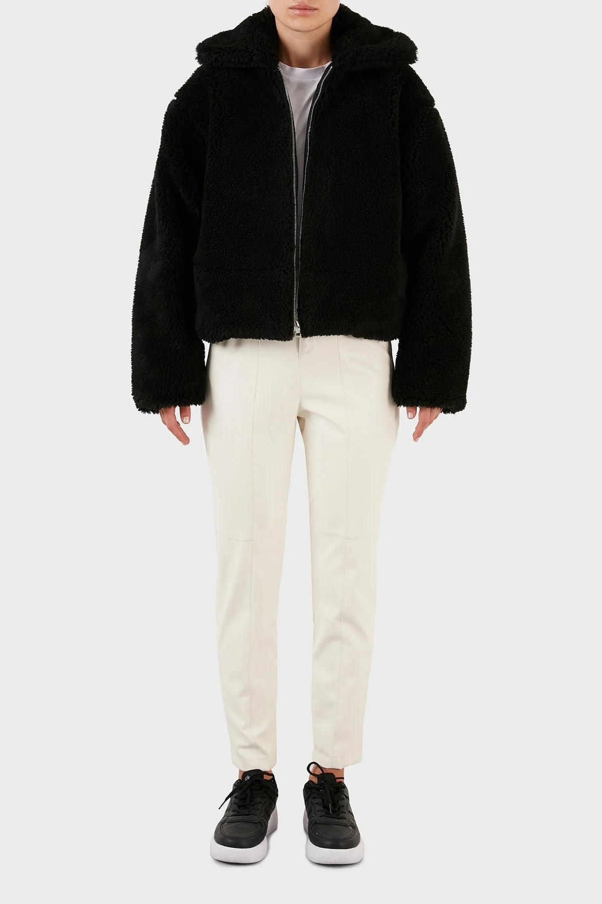 Calvin Klein Logolu Regular Fit Fermuarlı Suni Kürk Bayan Mont J20J219842 BEH SİYAH - 4