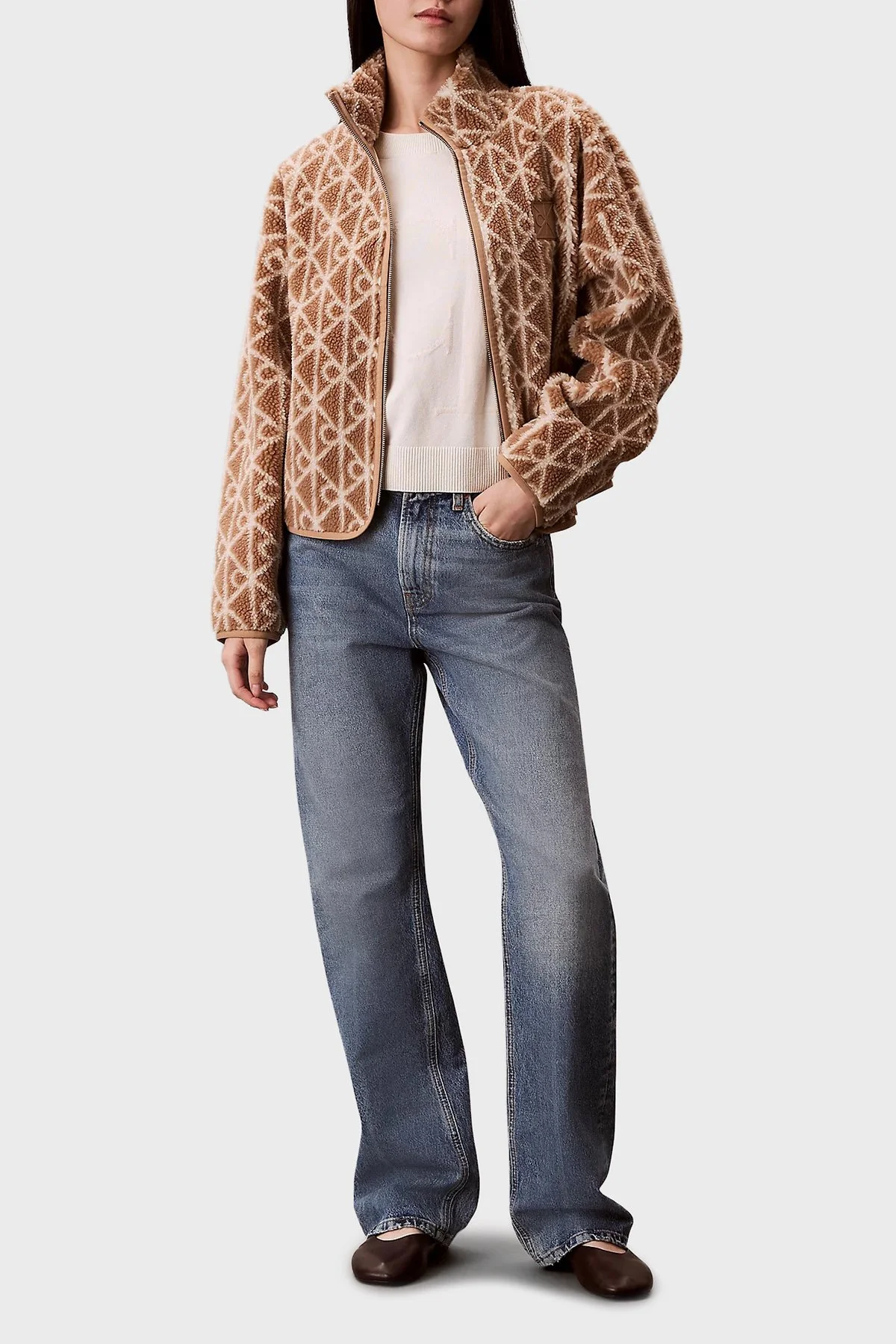 Calvin Klein Logolu Relaxed Fit Dik Yaka Peluş LV144E226GK2U Bayan Ceket LV144E226G K2U SÜTLÜ KAHVE - 2