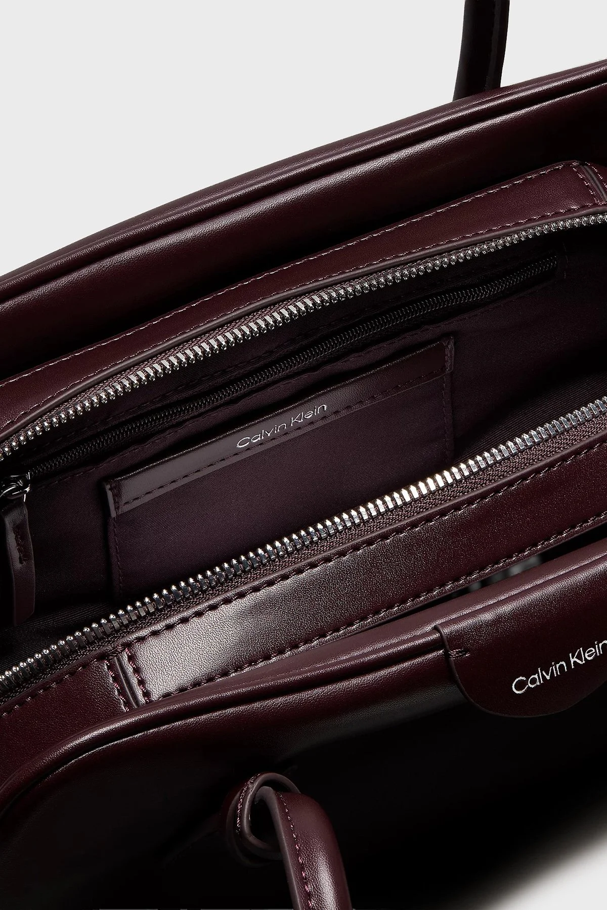 Calvin Klein Logolu Sabit Askılı LV04F3369GBAP Kadın Çanta LV04F3369G BAP Bordo - 4