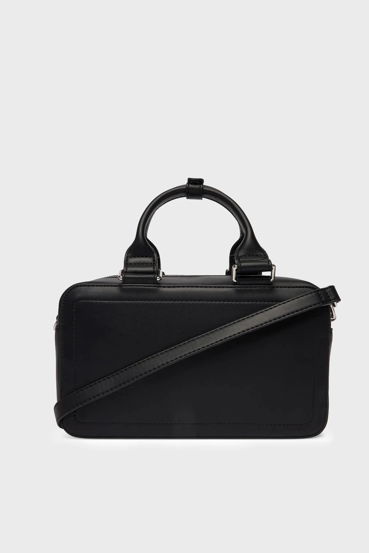 Calvin Klein Logolu Sabit Askılı LV04F3411G3L2 Bayan Çanta LV04F3411G 3L2 SİYAH - 3