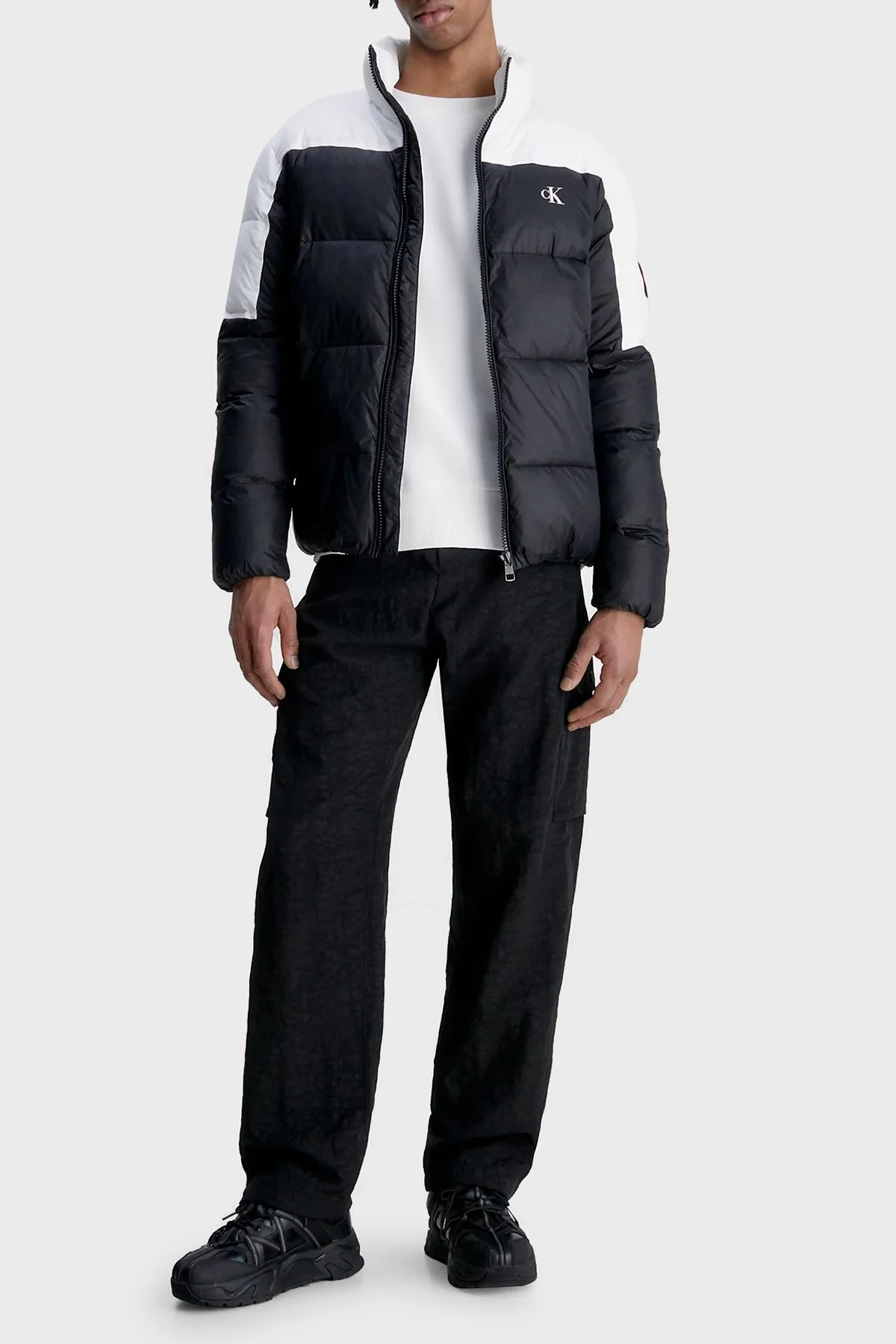 Calvin Klein Logolu Şişme J30J323461BEH Erkek Mont J30J323461 BEH SİYAH - 1