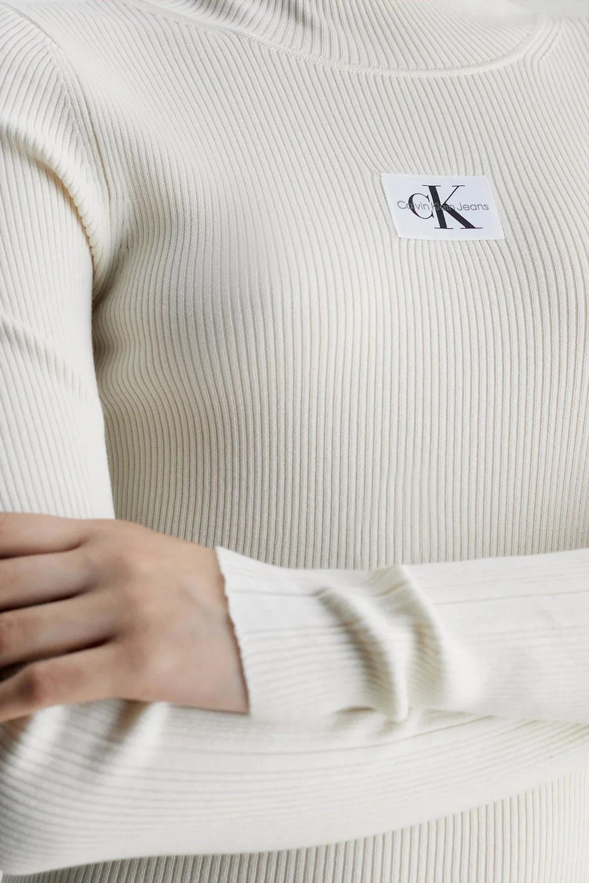 Calvin Klein Logolu Slim Fit Balıkçı Yaka Triko Mini J20J221690YBI Bayan Elbise J20J221690 YBI BEYAZ - 4