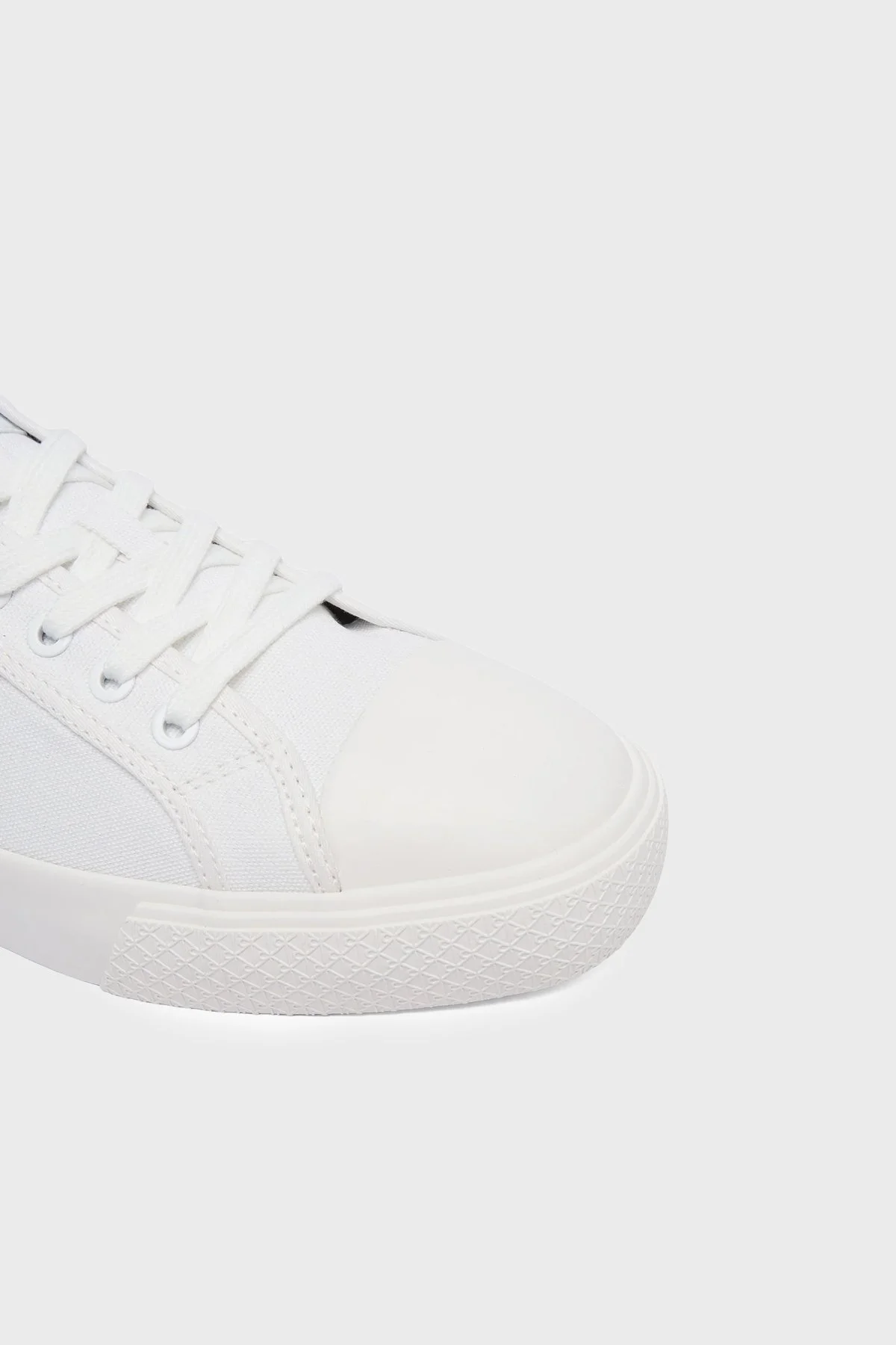 Calvin Klein Logolu Sneaker HM0HM021210K4 Erkek Ayakkabı HM0HM02121 0K4 BEYAZ - 5