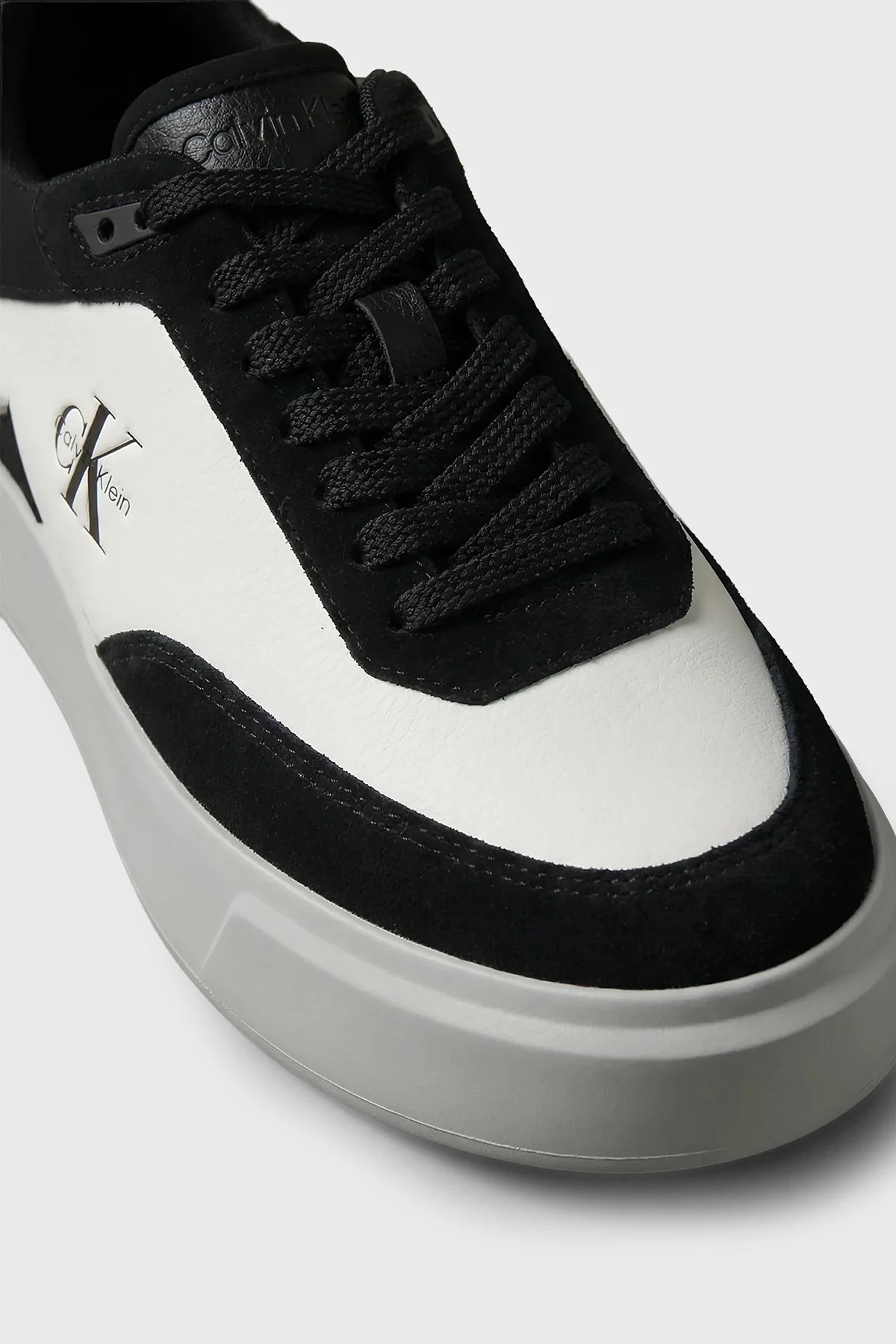 Calvin Klein Logolu Sneaker HM0HM0244906X Erkek Ayakkabı HM0HM02449 06X Siyah-beyaz-gri - 7