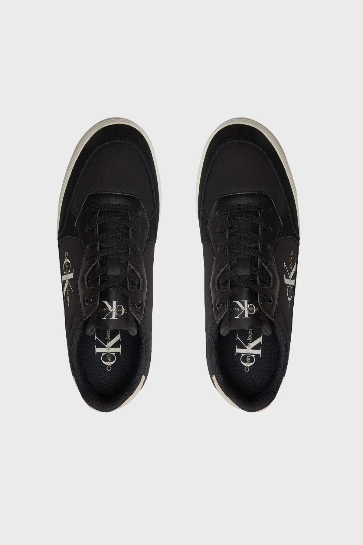 Calvin Klein Logolu Sneaker YM0YM010330GR Erkek Ayakkabı YM0YM01033 0GR SİYAH-BEYAZ - 10