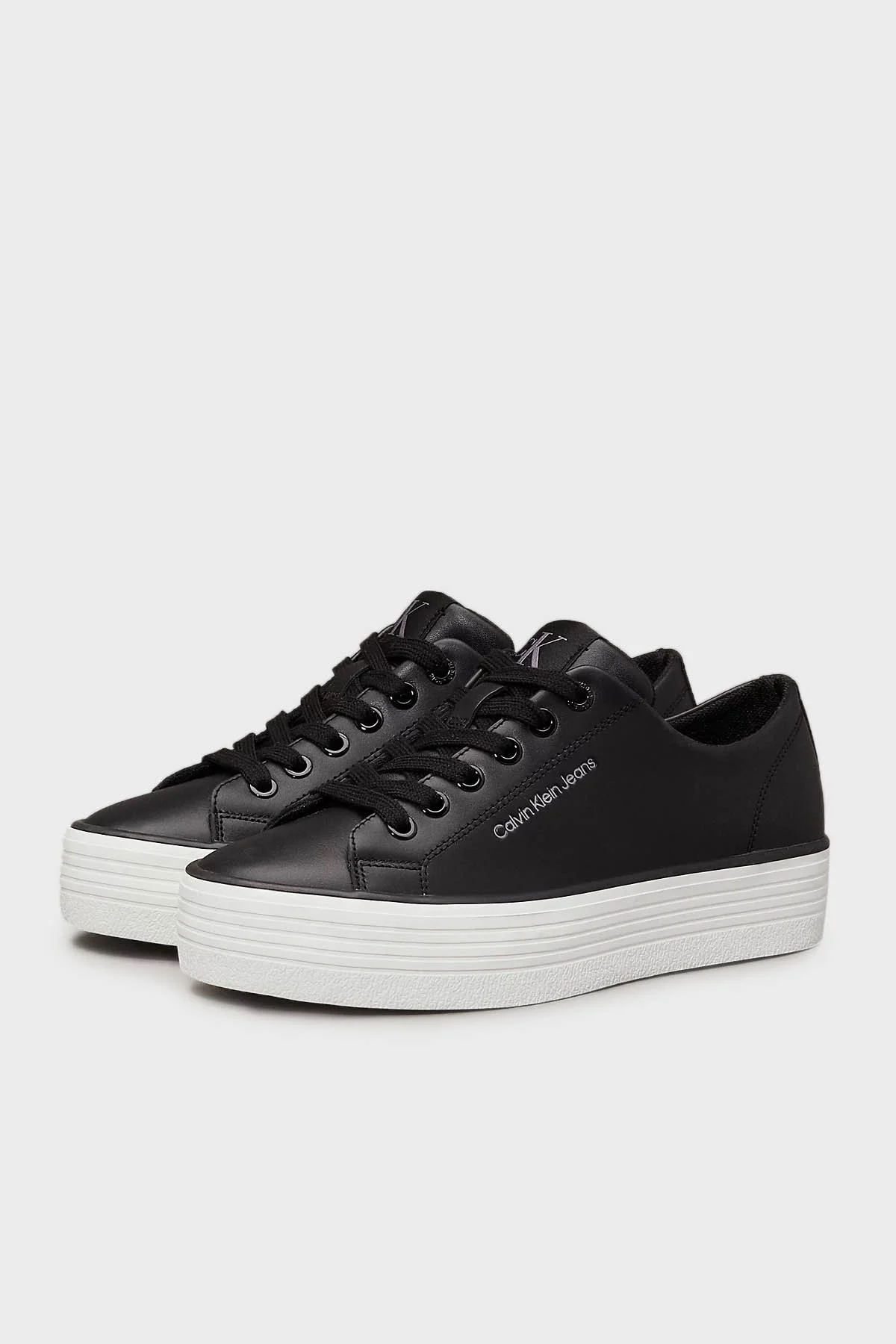 Calvin Klein Logolu Sneaker YW0YW016330GM Bayan Ayakkabı YW0YW01633 0GM SİYAH-BEYAZ - 10