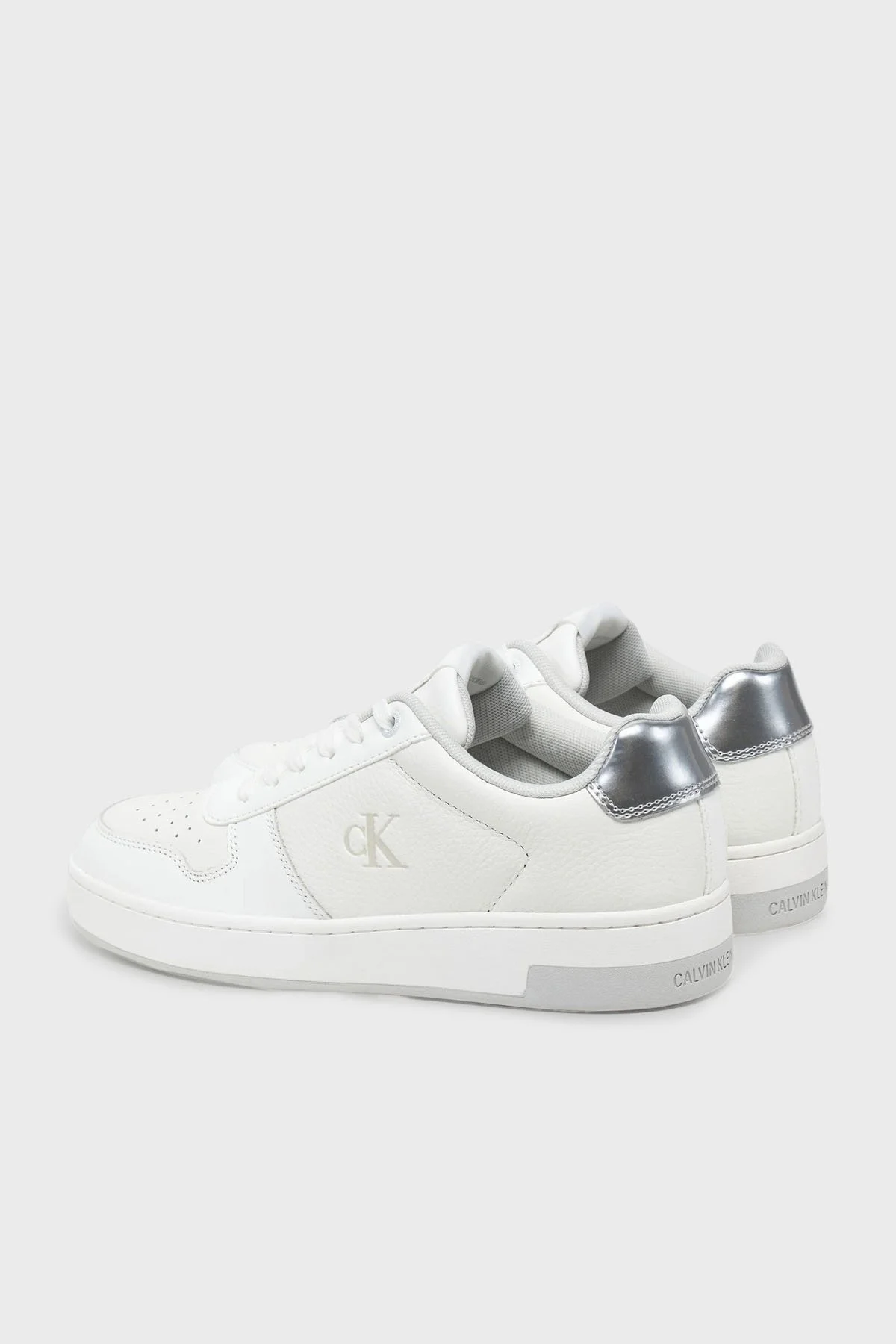 Calvin Klein Logolu Sneaker YW0YW017650LI Bayan Ayakkabı YW0YW01765 0LI BEYAZ-GÜMÜŞ - 9
