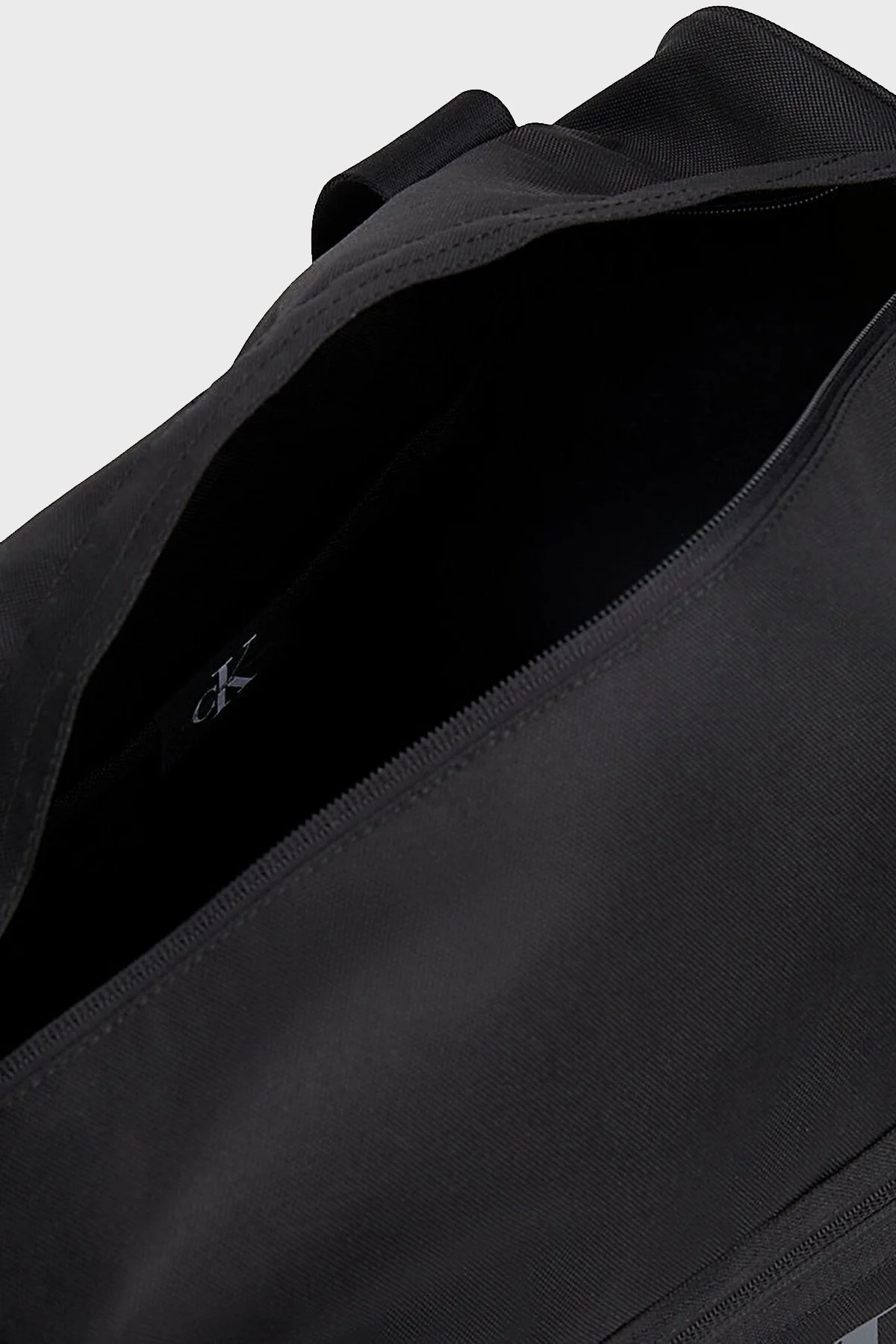 Calvin Klein Logolu Spor K50K511099BDS Erkek Çanta K50K511099 BDS SİYAH - 5