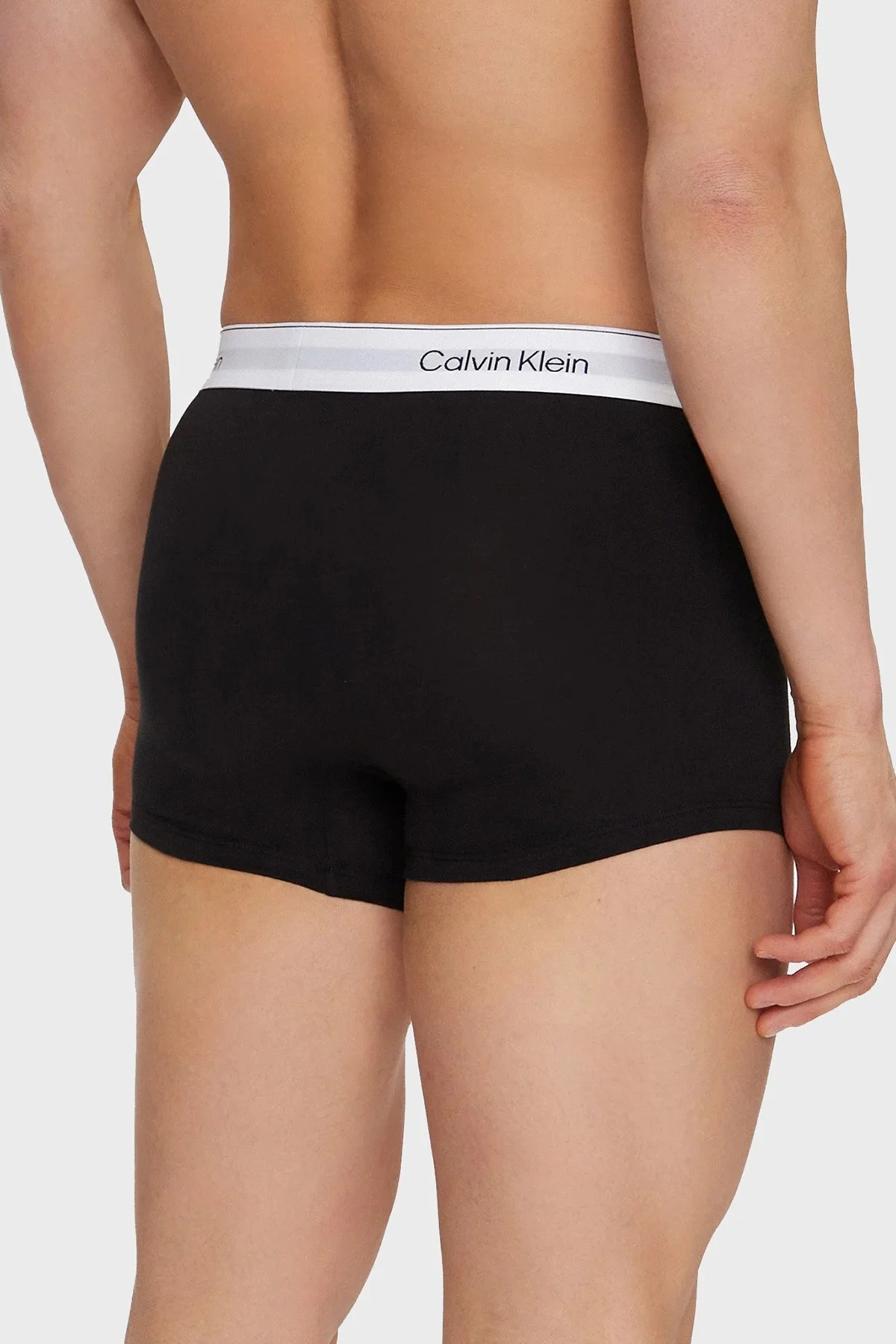 US Calvin Klein Logolu Streç Pamuklu 3 Pack LV00NB4392WCO Erkek Boxer LV00NB4392 WCO Siyah-Mavi-Siyah Beyaz - 13
