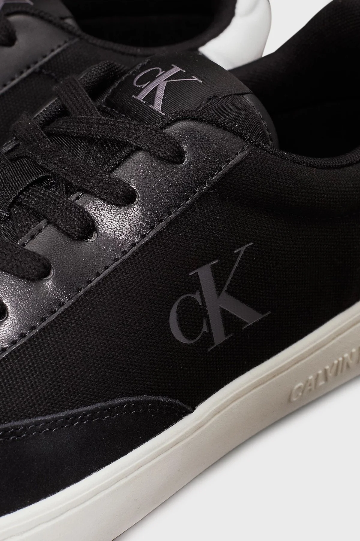 Calvin Klein Logolu Süet Detaylı Sneaker YM0YM011690GM Erkek Ayakkabı YM0YM01169 0GM SİYAH-BEYAZ - 13