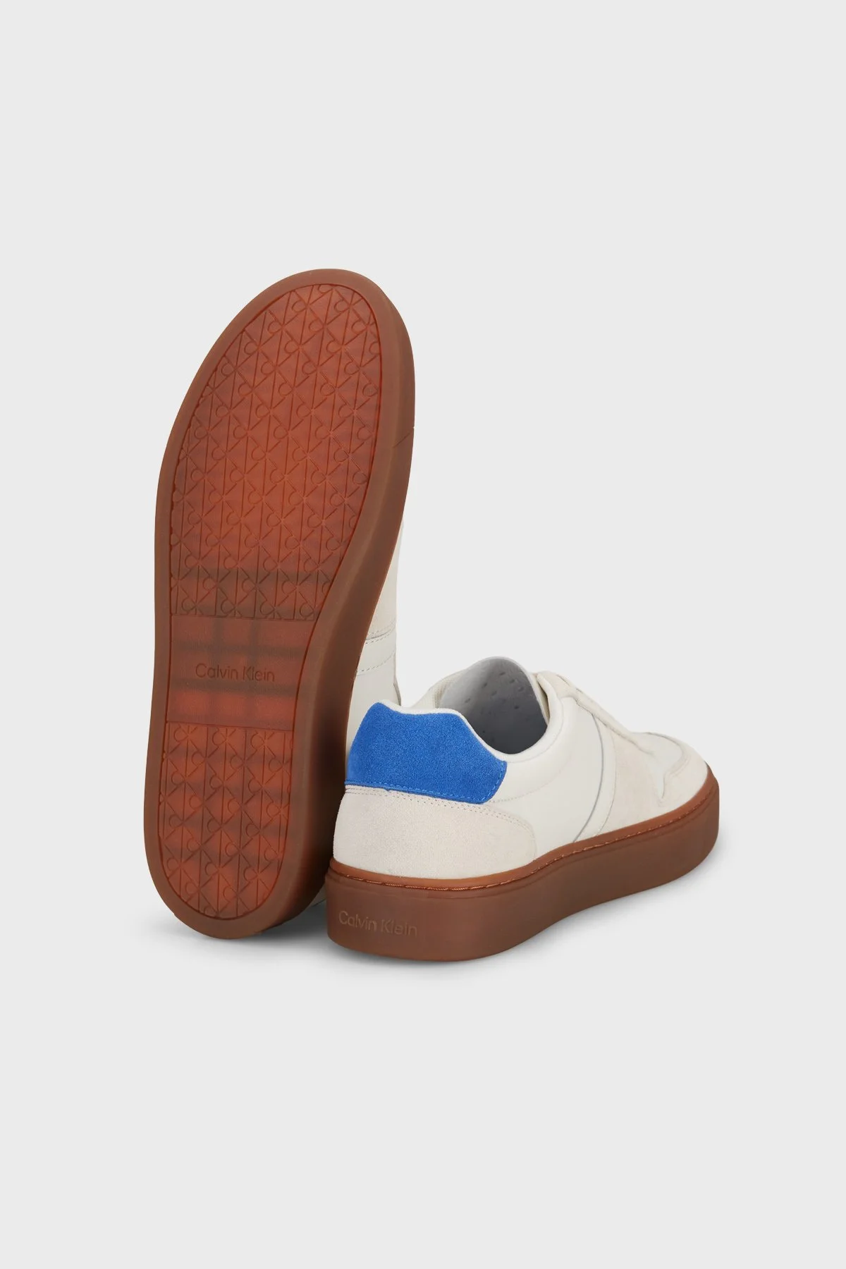 Calvin Klein Logolu Süet Detaylı Sneaker YM0YM013950IO Erkek Ayakkabı YM0YM01395 0IO Gri-beyaz - 4