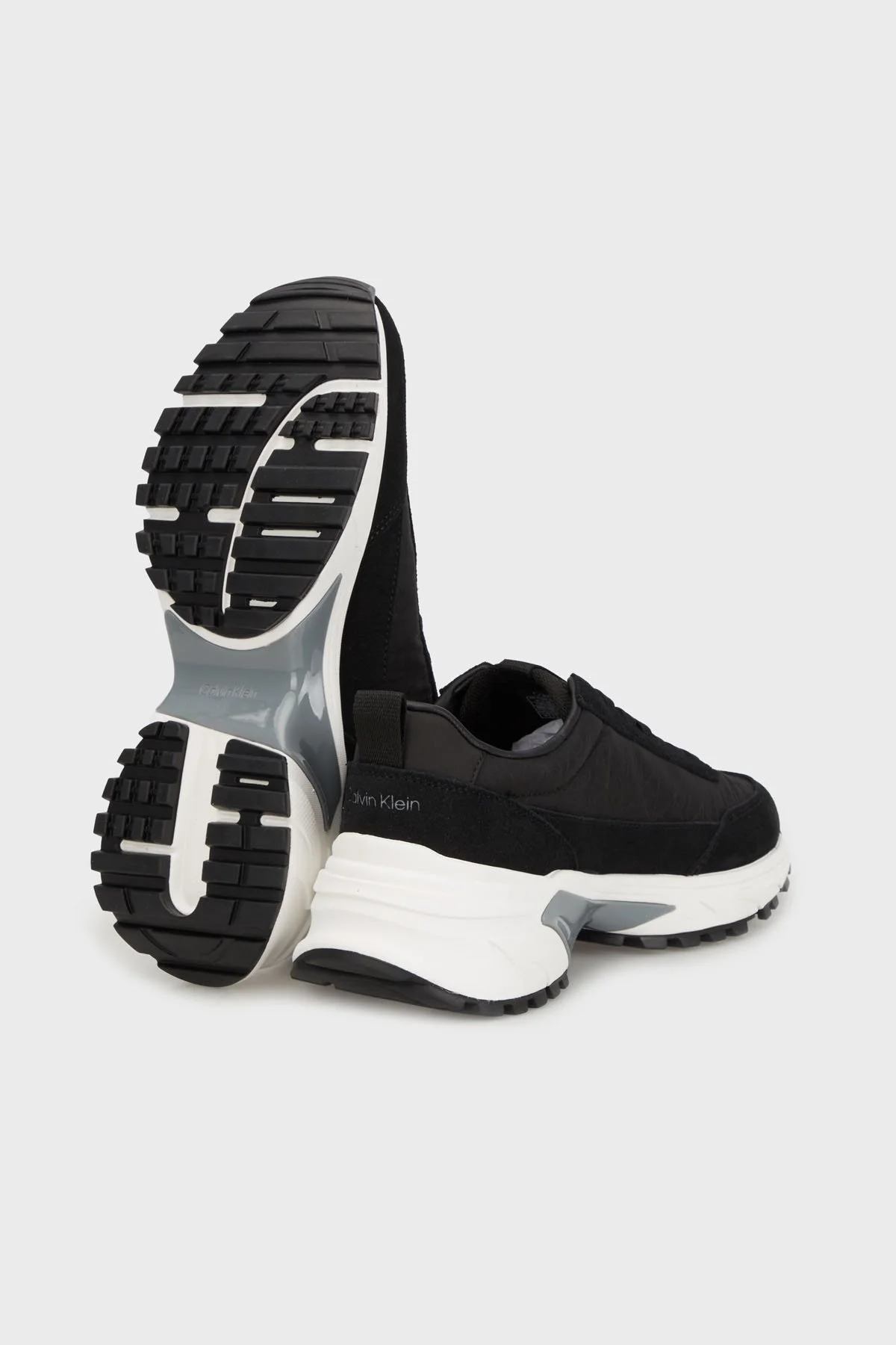 Calvin Klein Logolu Süet Detaylı Sneaker YW0YW0199501O Bayan Ayakkabı YW0YW01995 01O SİYAH - 4
