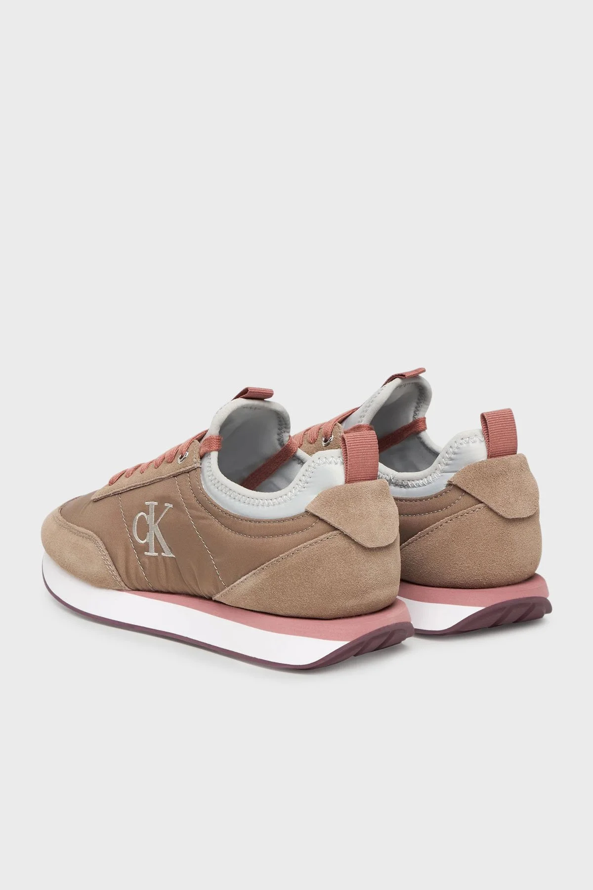 Calvin Klein Logolu Süet Detaylı Sneaker YW0YW020600F9 Bayan Ayakkabı YW0YW02060 0F9 VİZON - 4