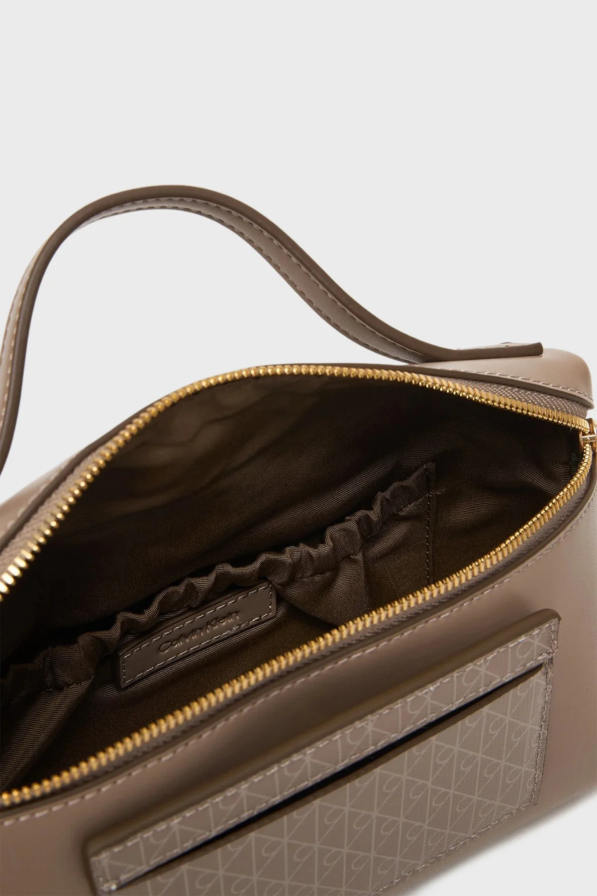 Calvin Klein Logolu Tek Saplı LV04F1102G3I6 Bayan Çanta LV04F1102G 3I6 VİZON - 4