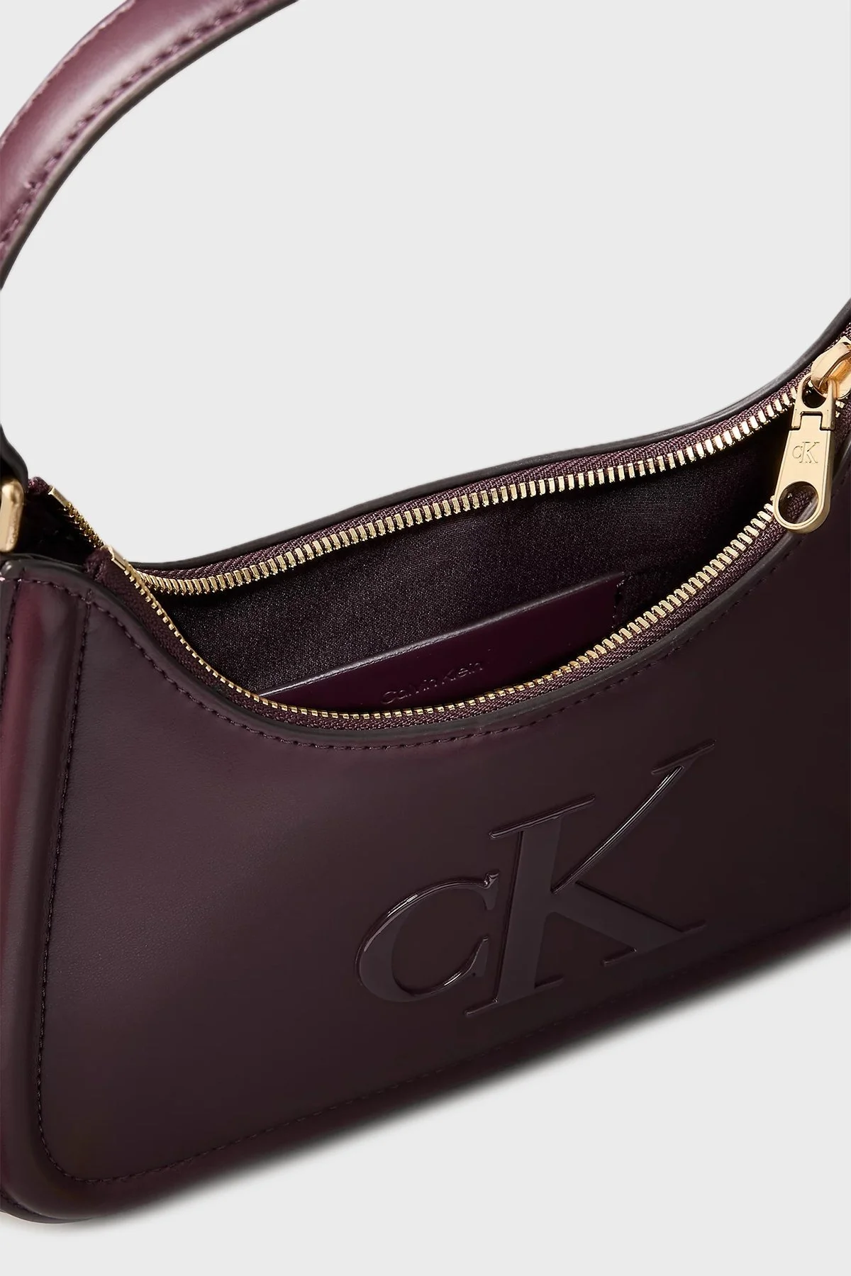Calvin Klein Logolu Tutma Saplı Mini LV04F3230GBAP Bayan Çanta LV04F3230G BAP BORDO - 4