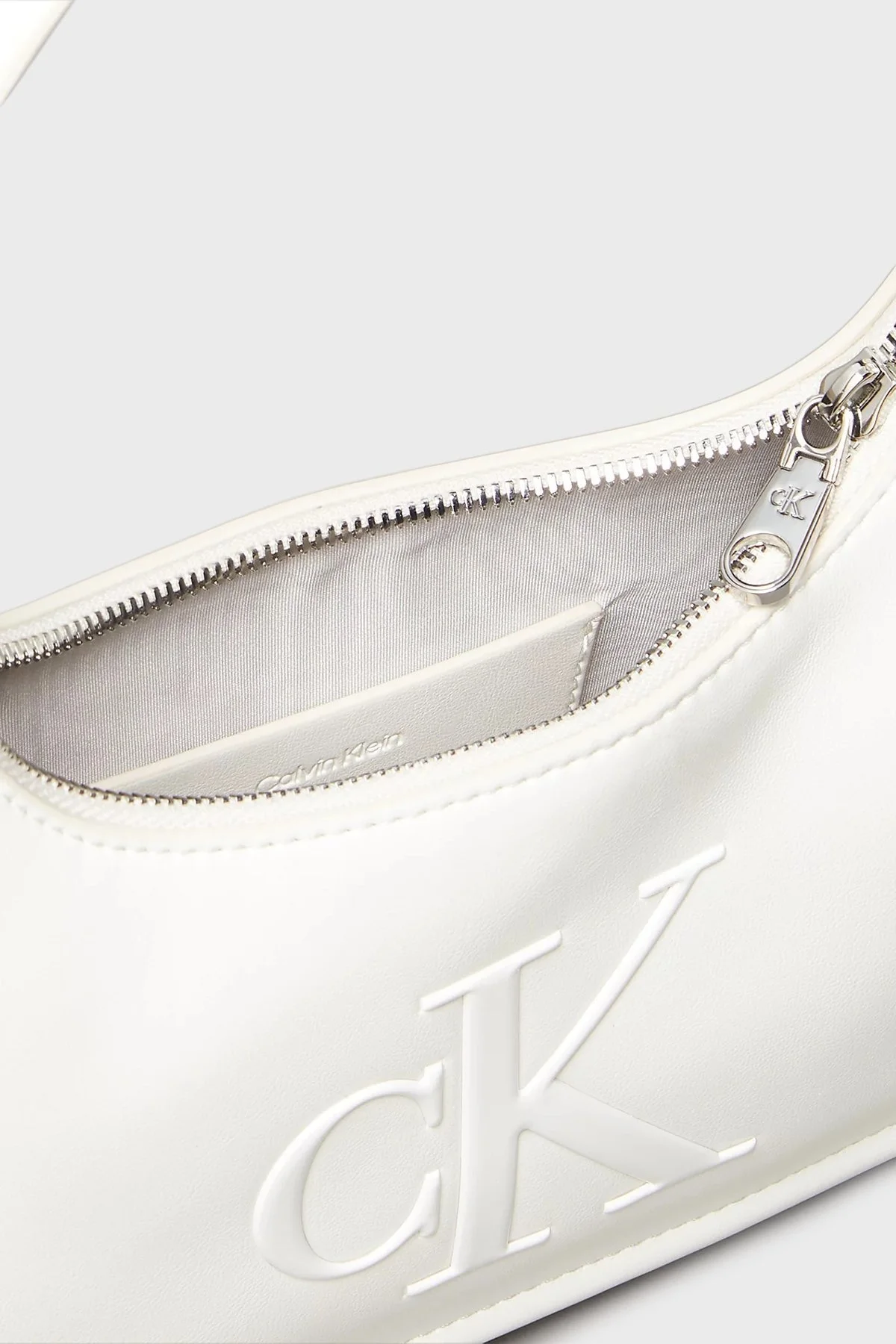 Calvin Klein Logolu Tutma Saplı Mini LV04F3230GFUP Bayan Çanta LV04F3230G FUP BEYAZ - 4