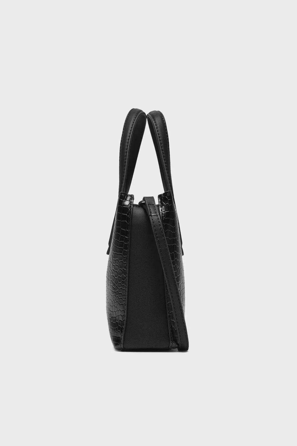 Calvin Klein Logolu Uzatma Askılı K60K612163BEH Bayan Çanta K60K612163 BEH SİYAH - 3