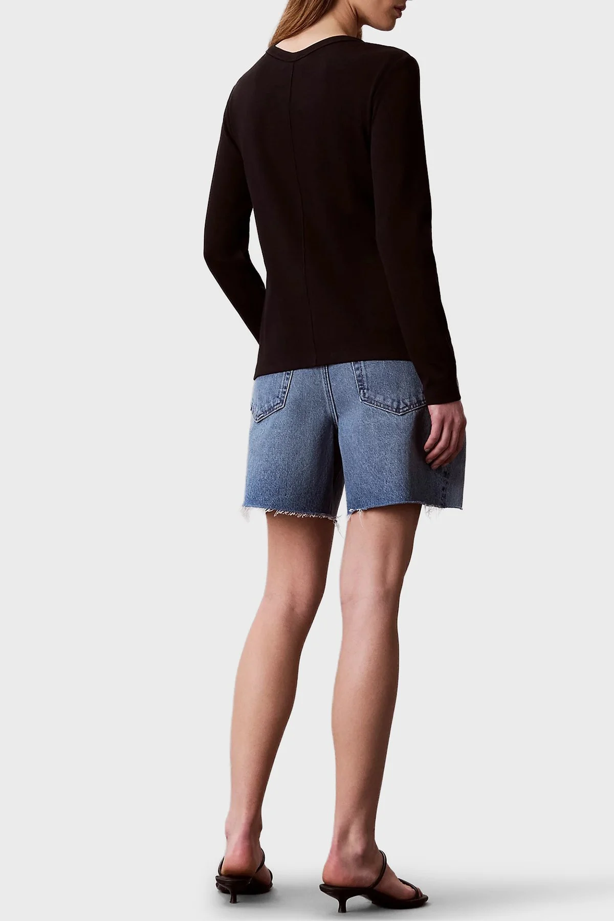 Calvin Klein Logolu V Yaka Düğmeli LV047G207GUB1 Kadın Hırka LV047G207G UB1 Siyah - 3